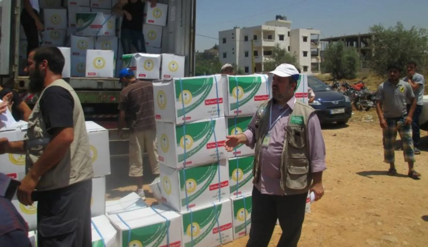 مركز الملك سلمان للإغاثة: وصول 9 شاحنات طبية إلى اليمن