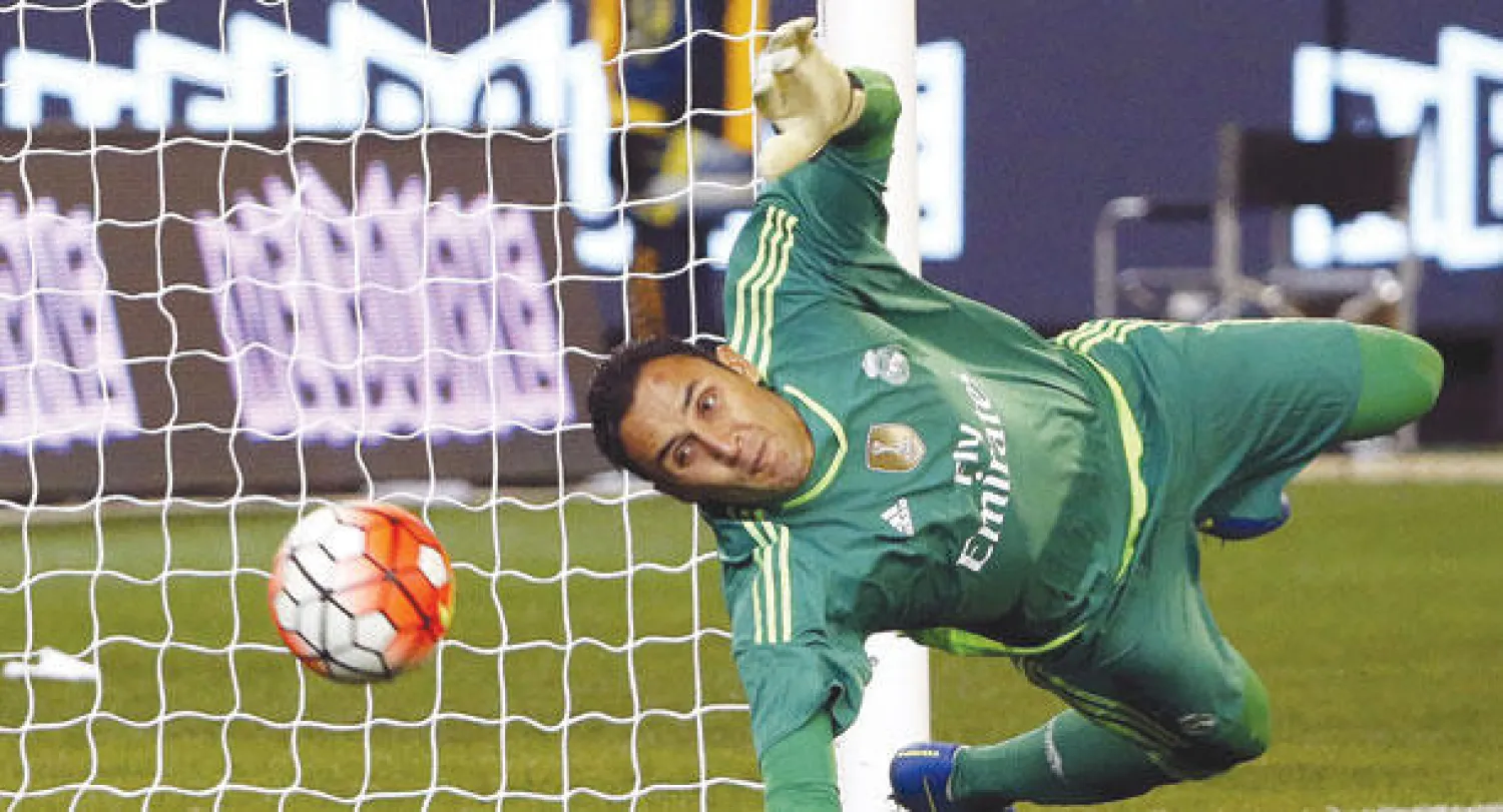 ريال مدريد بدأ يركز على الحارس نافاس بعد رحيل كاسياس (رويترز)