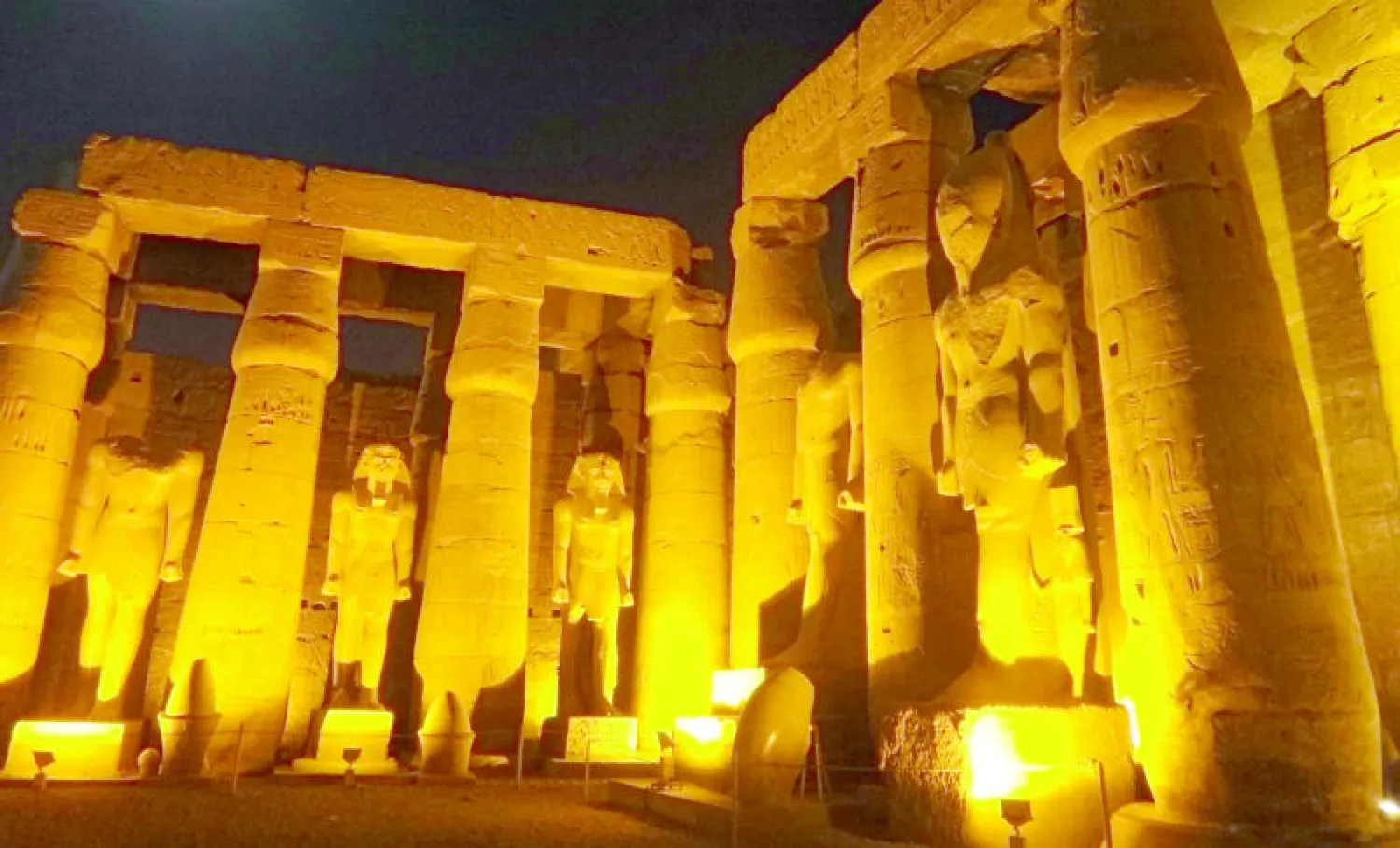 الأقصر تحتفل غدًا بافتتاح مقابر أثرية أمام السياح للزيارة ليلاً