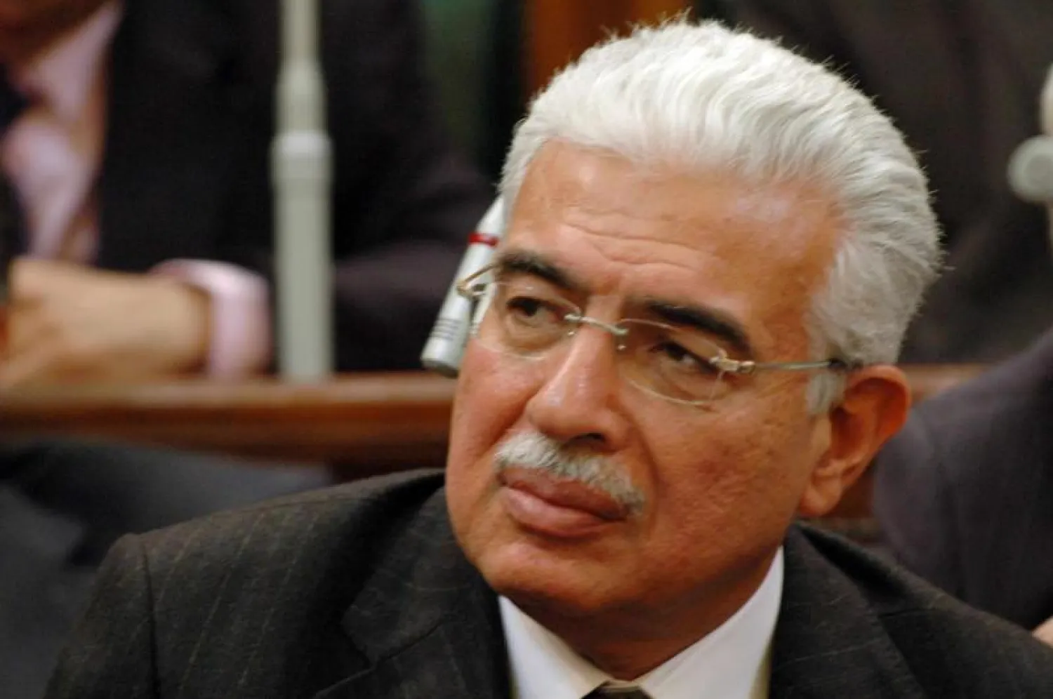 السجن خمس سنوات لرئيس وزراء مصر الأسبق بقضية فساد