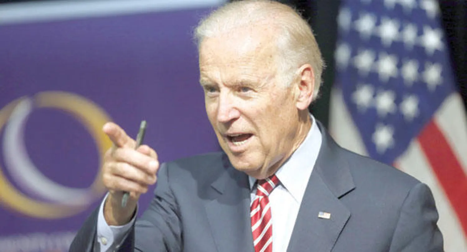 جو بايدن خلال مشاركته في ندوة حول الصناعات المتقدمة في مدينة دينفر الأسبوع الماضي (أ.ب)