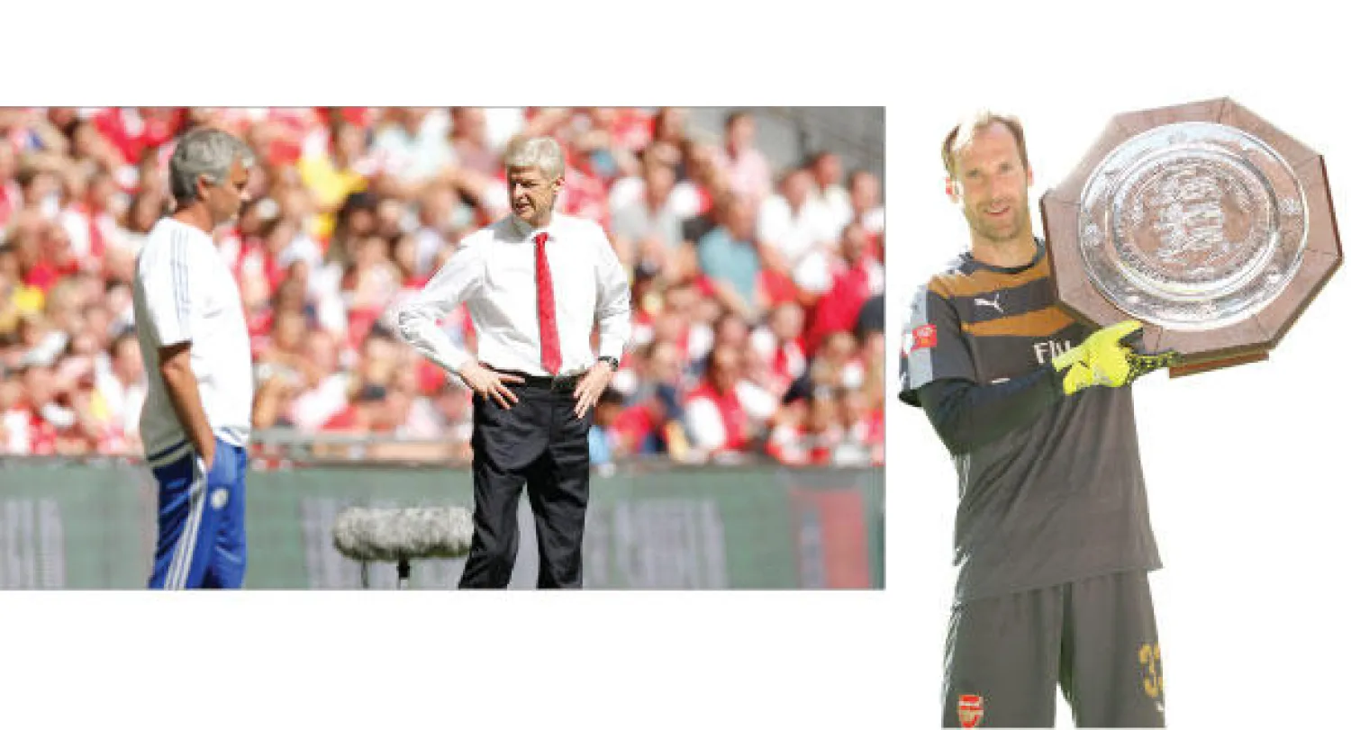 تشيك تألق في أول ظهور له ضد فريقه السابق -  فينغر مدرب آرسنال (يمين) ومواجهة متجددة وجدلية مع مورينهو مدرب تشيلسي (رويترز)