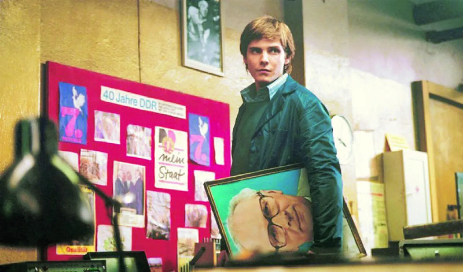 مشاهد من فيلم «وداعا لينين» وهو من الأفلام التي تثير الحنين لألمانيا الشرقية