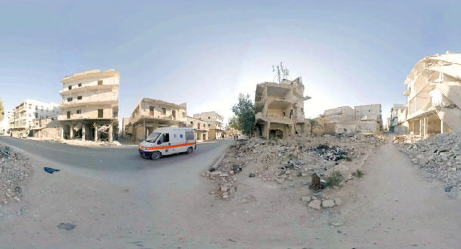 صورة للمدينة القديمة في حلب حيث الخط الفاصل بين مناطق سيطرة المعارضة والنظام، التقطت بكاميرا المصور المحترف كريستيان ستيفن الذي أطلق أمس شريطا وثائقيا مصورا مدته 3 دقائق عن حلب باستخدام 6 كاميرات 3 دي (أ.ب)