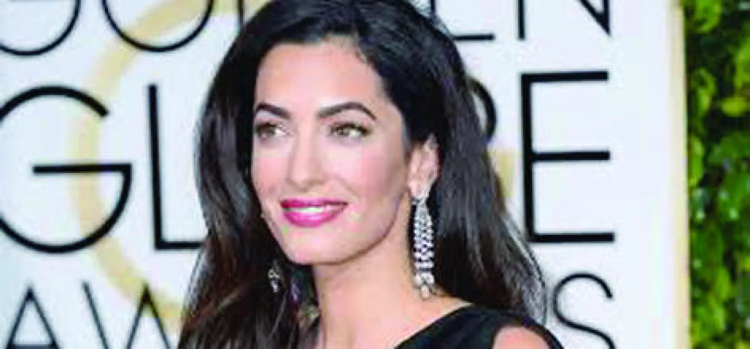 أمل كلوني تتوجه إلى القاهرة للقاء قادة مصريين في الرئاسة ووزارة العدل