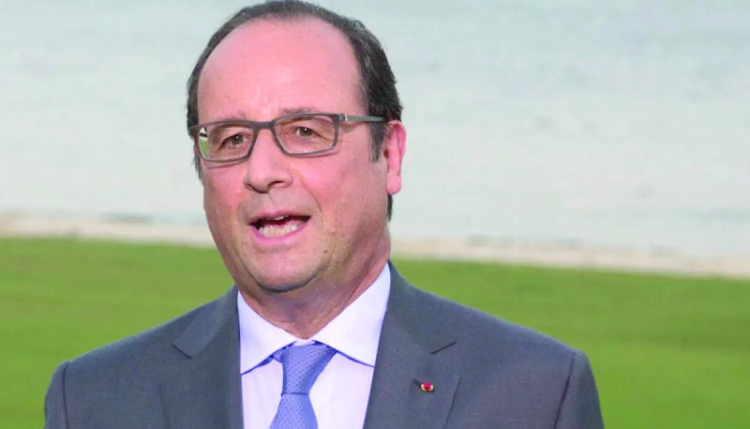 الصحافة تعثر على هولاند «الرئيس المختفي»