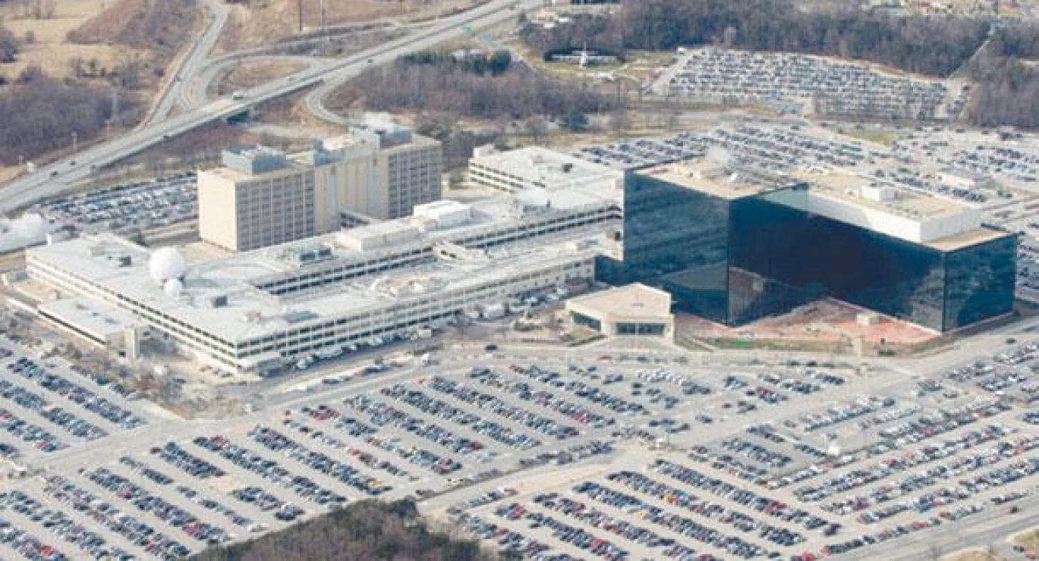 مقر وكالة الأمن القومي في فورت ميد حيث ساعدت شركة {إيه تي آند تي} للاتصالات واشنطن في نشاطات التجسس (نيويورك تايمز)