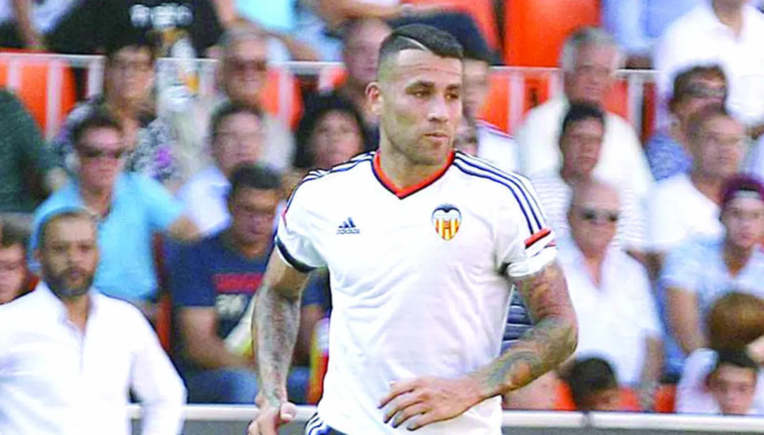 الأرجنتيني نيكولاس أوتامندي