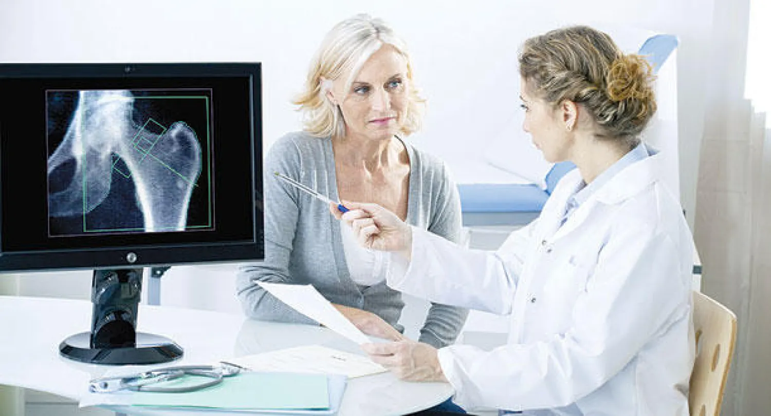 «هشاشة العظام».. الأعراض والعلاج