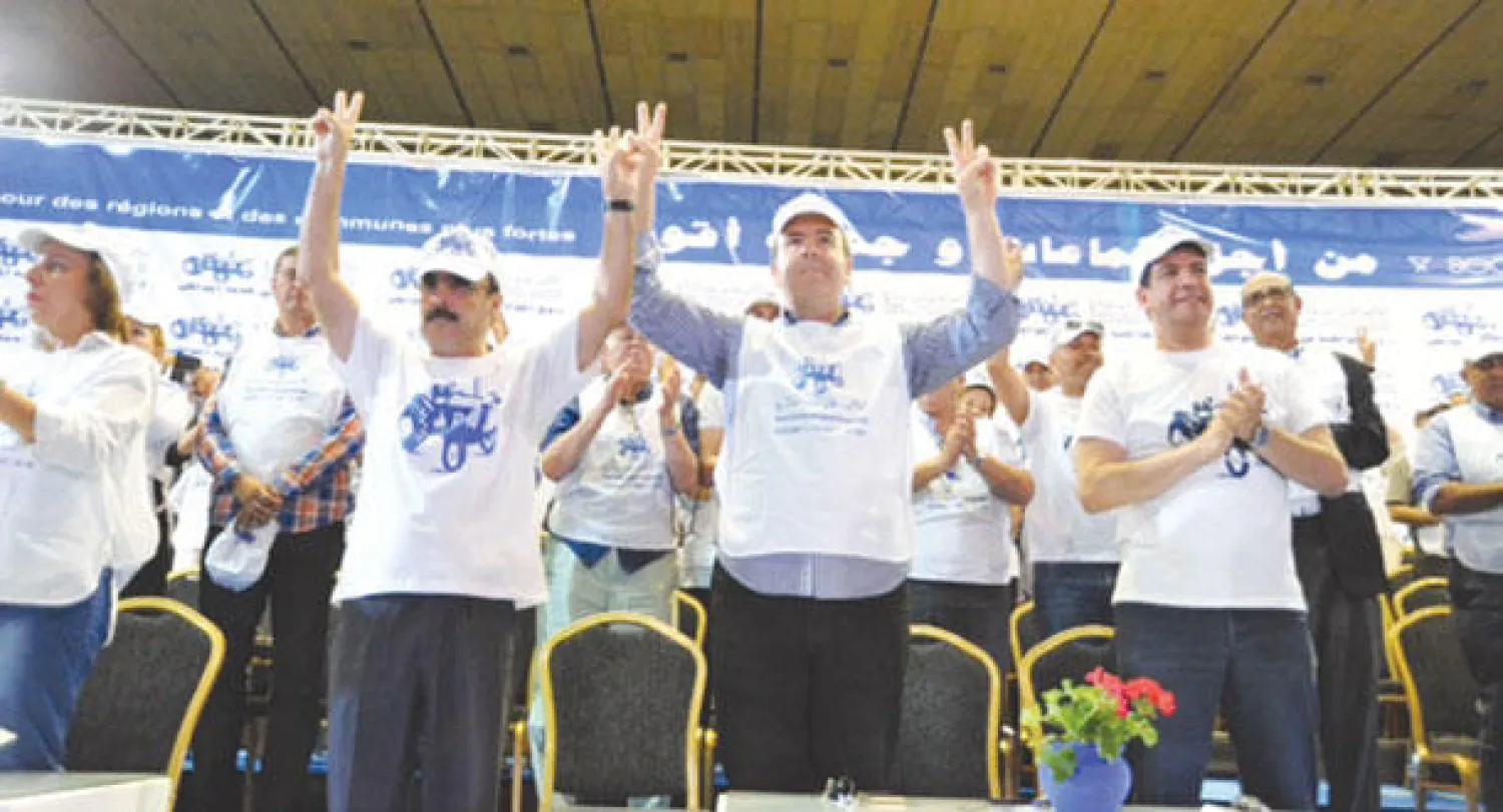 قدة حزب الأصالة والمعاصرة المعارض لدى إعطائهم انطلاقة الحملة الانتخابية للحزب في الرباط أمس (تصوير: مصطفى حبيس)