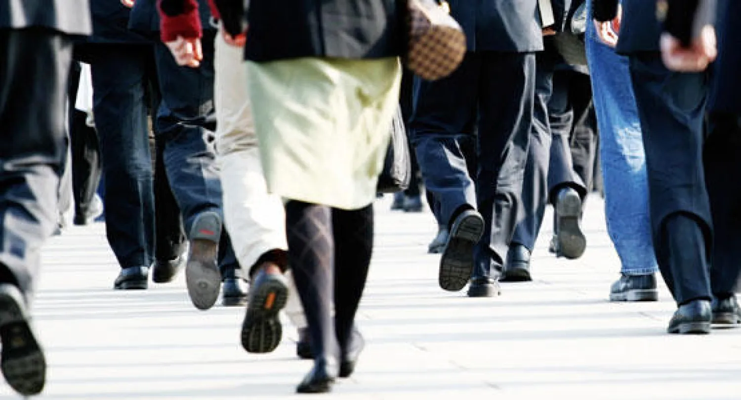 ربع ساعة من المشي أو السباحة تطيل العمر