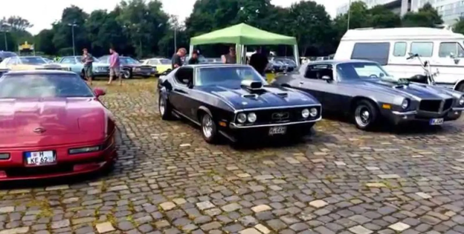 بعد نسيانه اسم الشارع.. نرويجي يقضي 3 أسابيع بحثًا عن سيارته المصفوفة بألمانيا