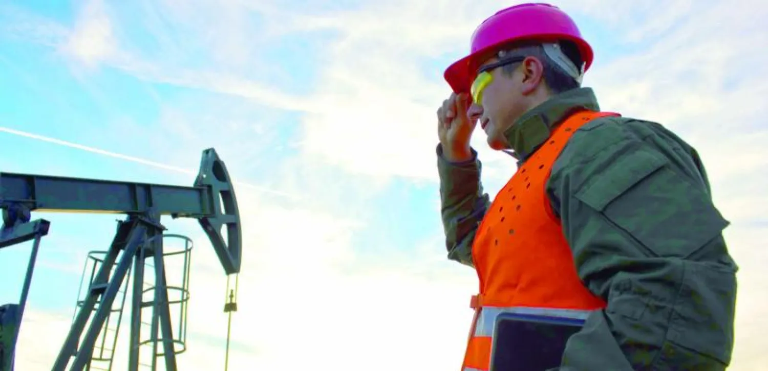 النفط السعودي يعود إلى حدود 10.3 مليون برميل بعد فورة الصيف