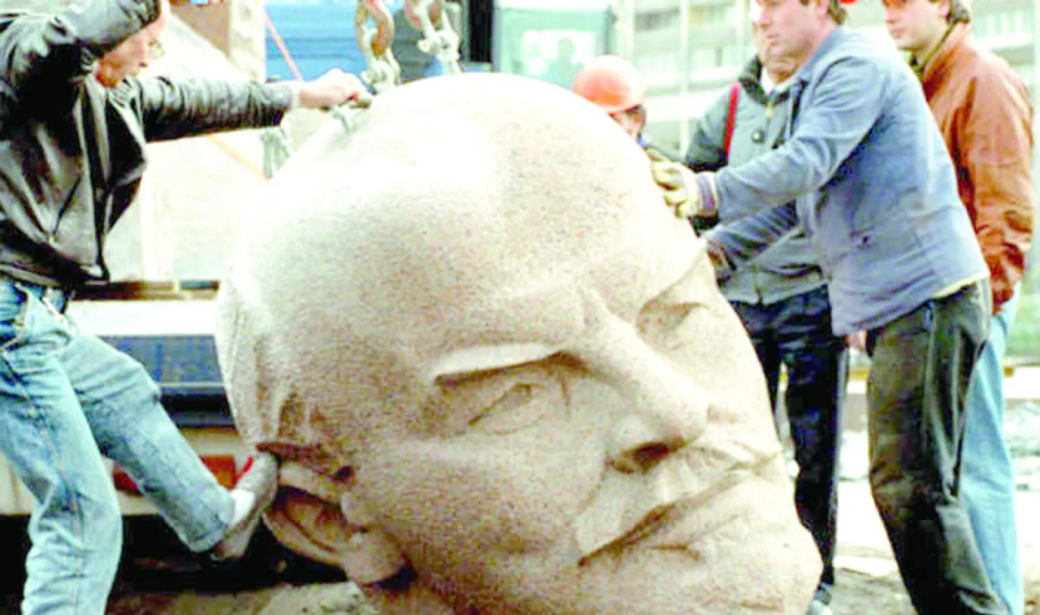 استخراج رأس «لينين» في برلين