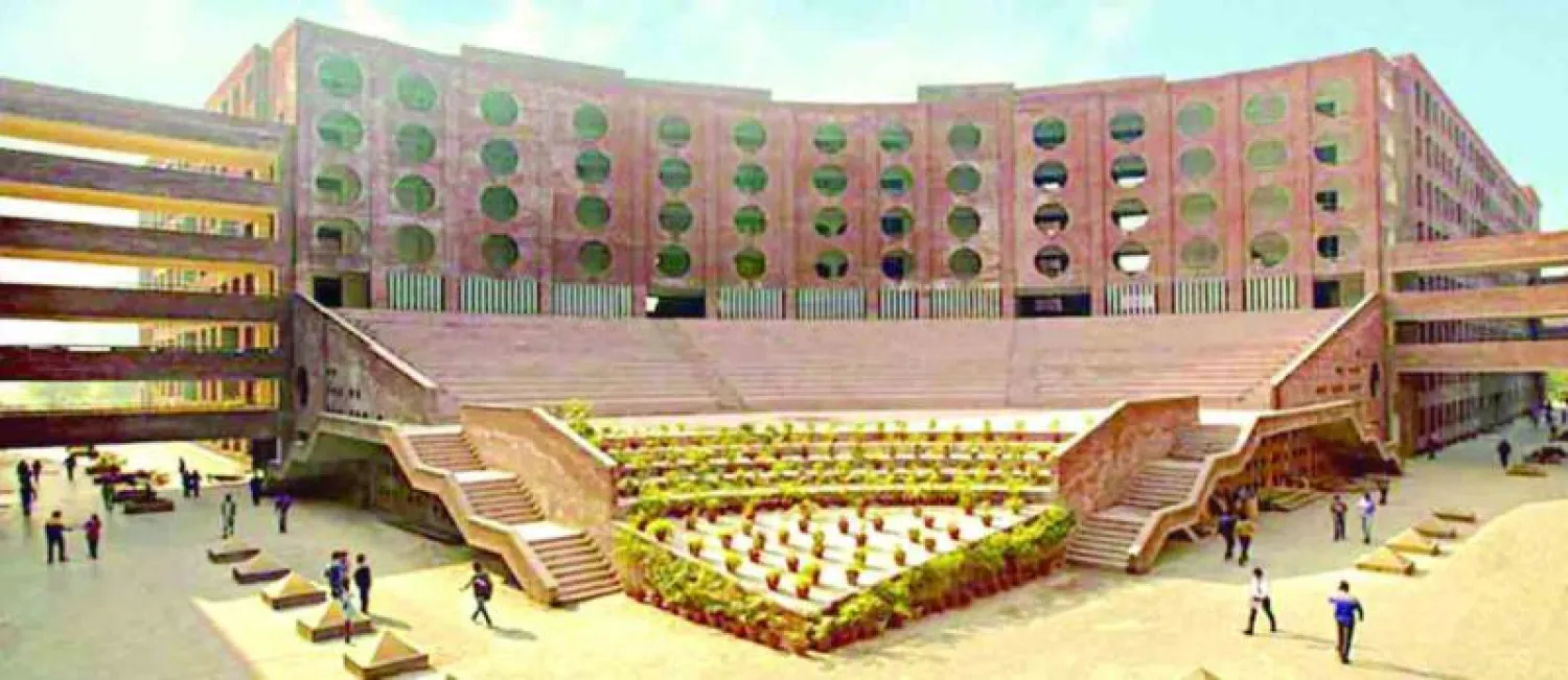 جانب من الحرم الجامعي في لافلي بروفيشنال وهو الأكبر من نوعه في الهند