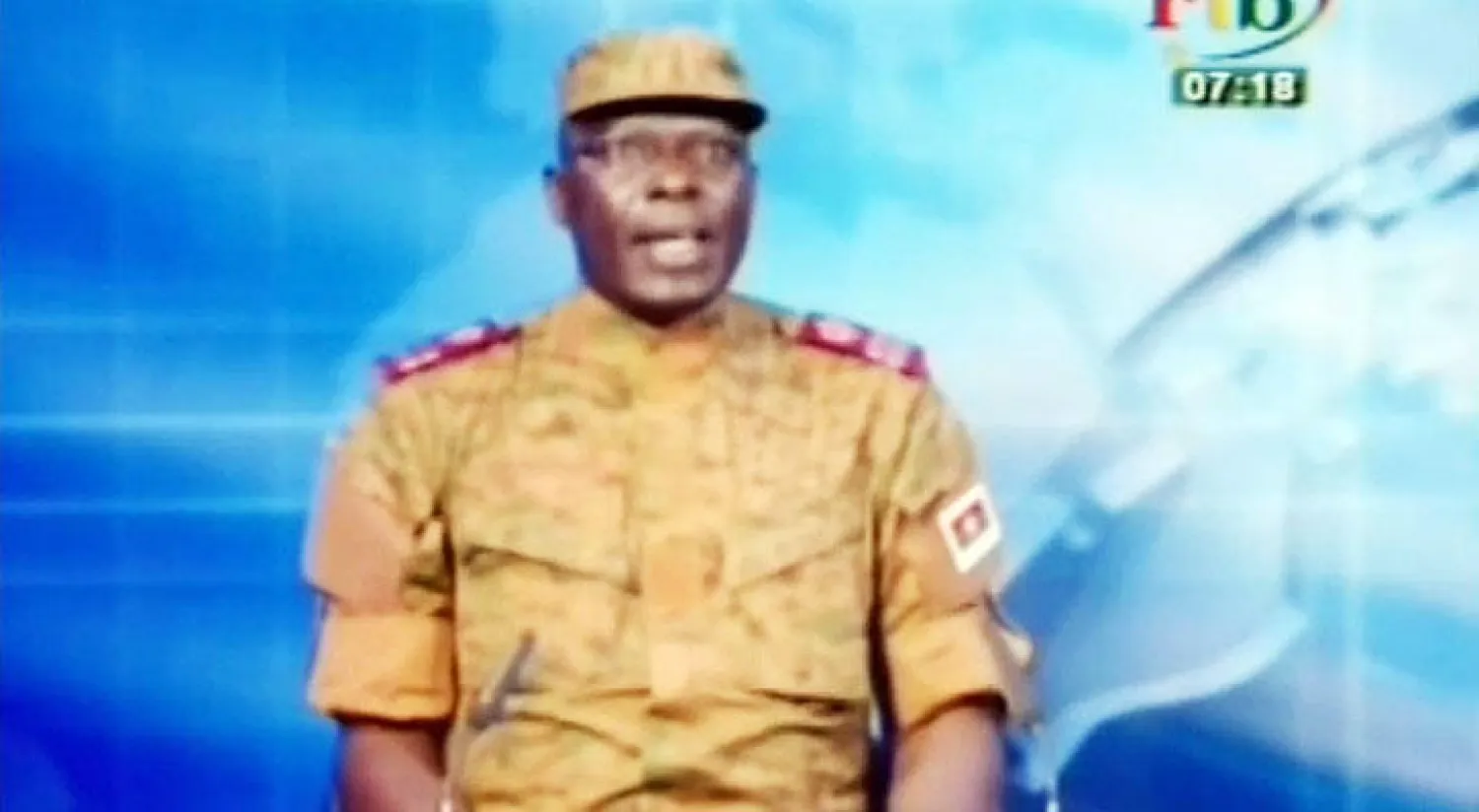 انقلاب عسكري في بوركينافاسو وإغلاق المنافذ البرية والجوية للبلاد