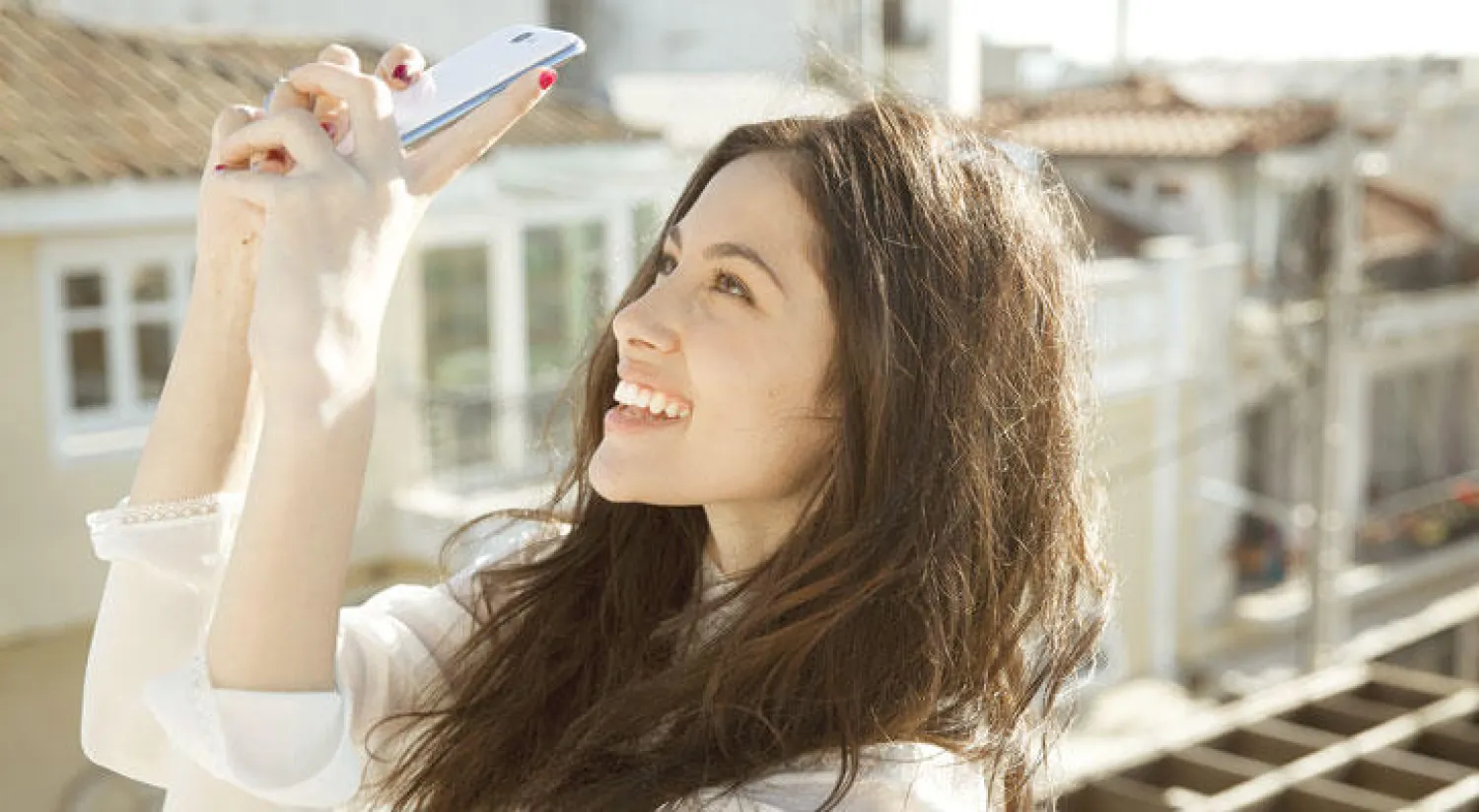 انتشار الصور والفيديوهات الرأسية على الشاشات الصغيرة