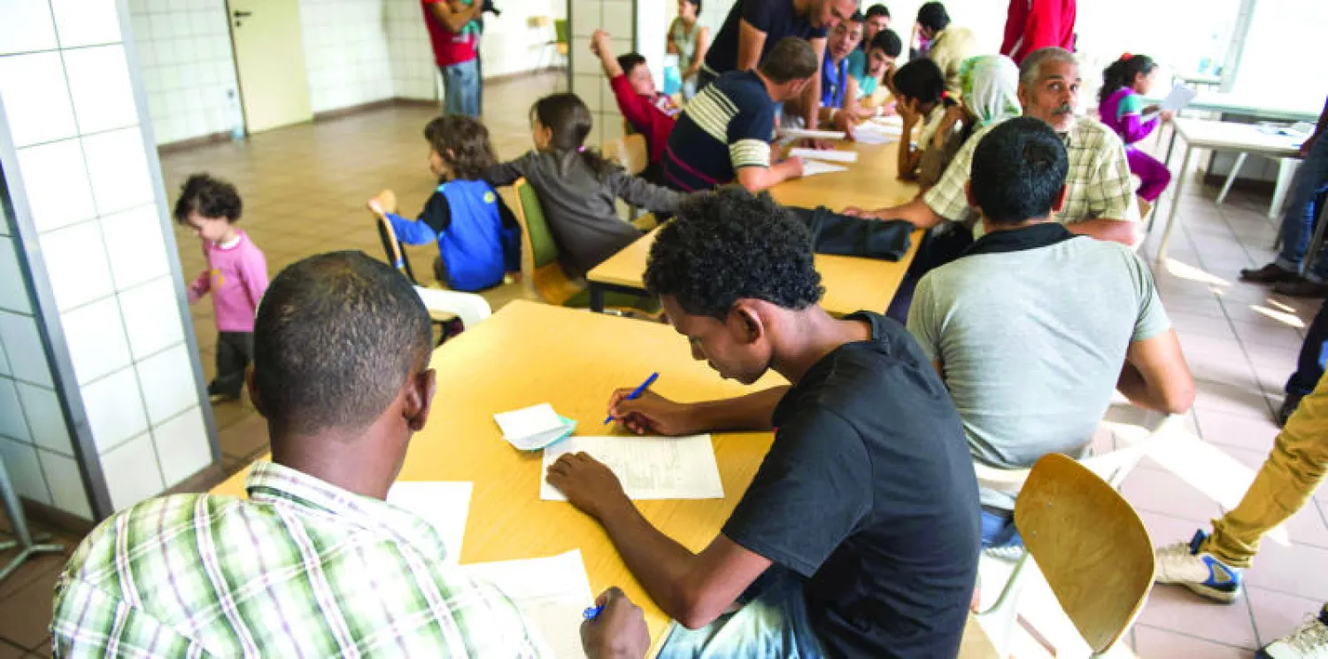 يريد البرلمان الأوروبي من الدول الأعضاء قبول لاجئين من دول العالم الثالث،من خلال برنامج إعادة التوطين الإجباري (أ.ف.ب)