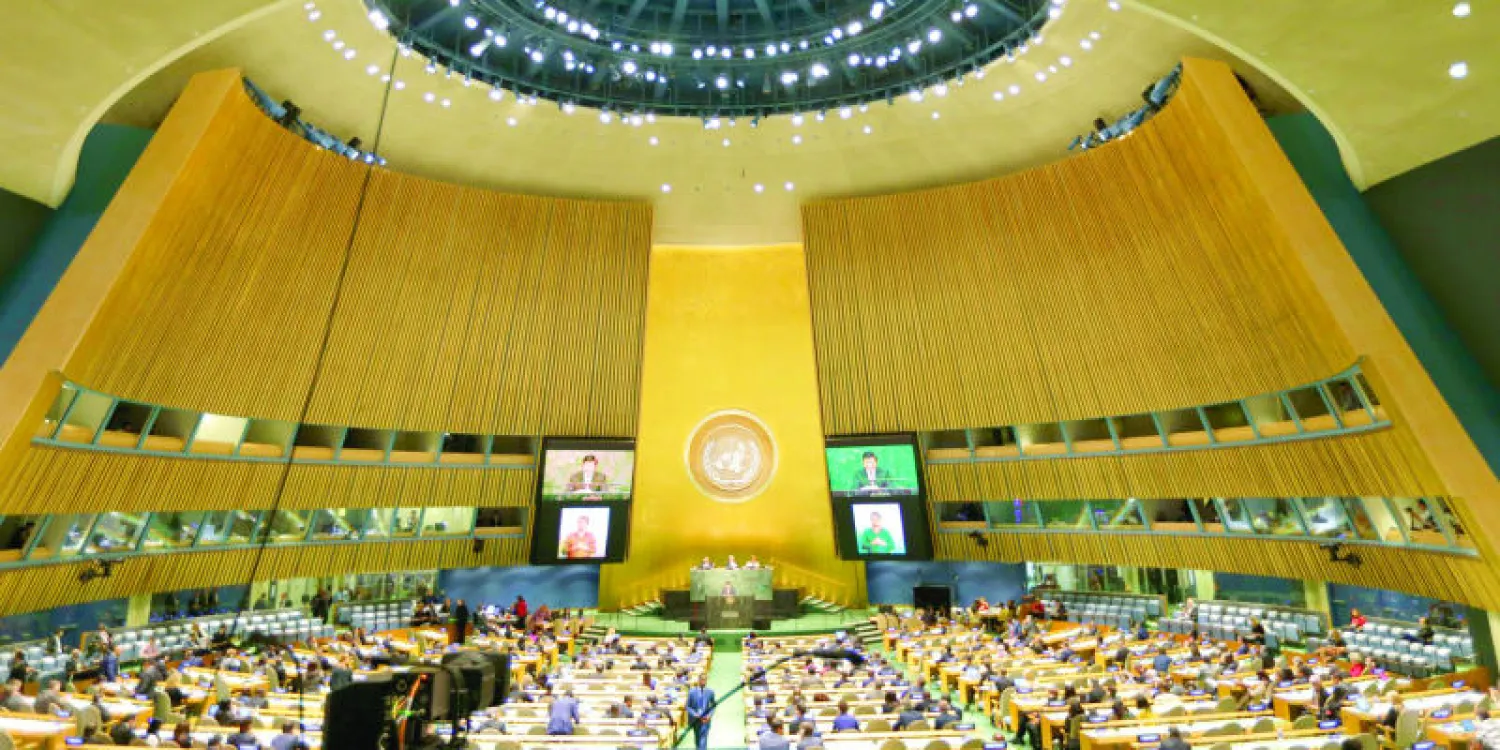 زعماء وقادة العالم في افتتاح قمة التنمية مساء أول من أمس (أ.ب)