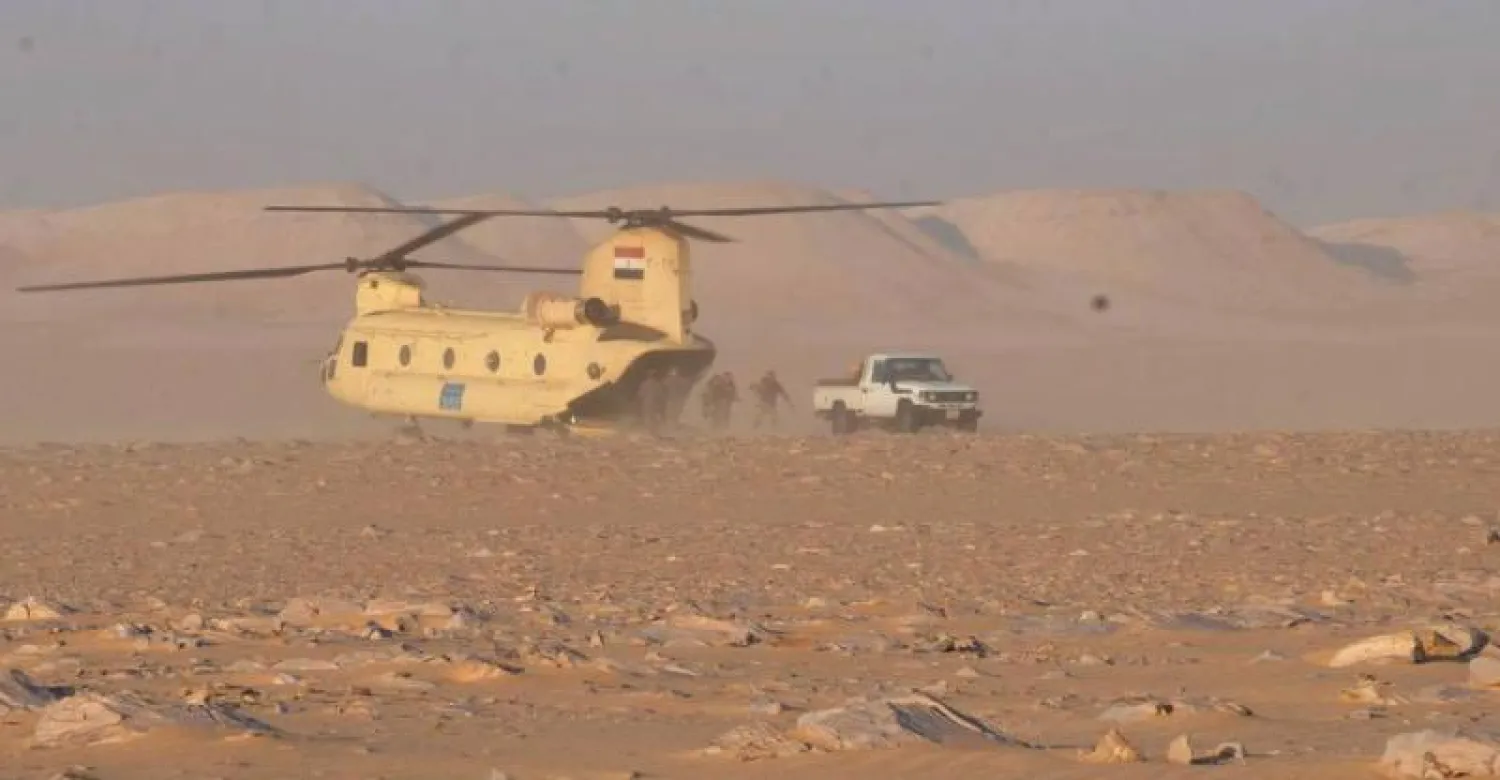 القوات المسلحة المصرية تقضي على محاولة تسلل من الصحراء الغربية إلى داخل البلاد (صورة من صفحة المتحدث العسكري المصري) .. وفي الإطار أبو خالد (صورة خاصة لـ«الشرق الأوسط»)