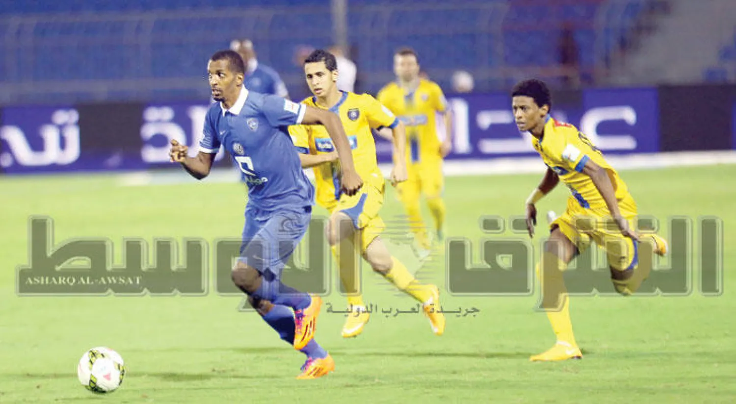 من مباراة سابقة بين الهلال والتعاون (تصوير: مشعل القدير)