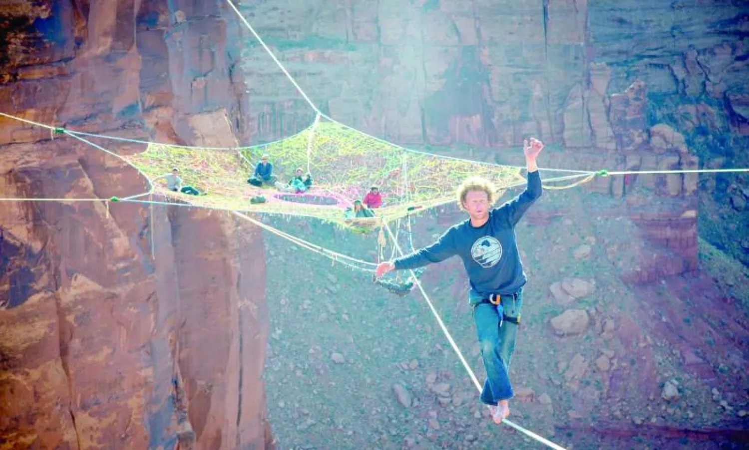 جهاز Honor 7 ينقل نجاحه العالمي الباهر إلى الشرق الأوسط