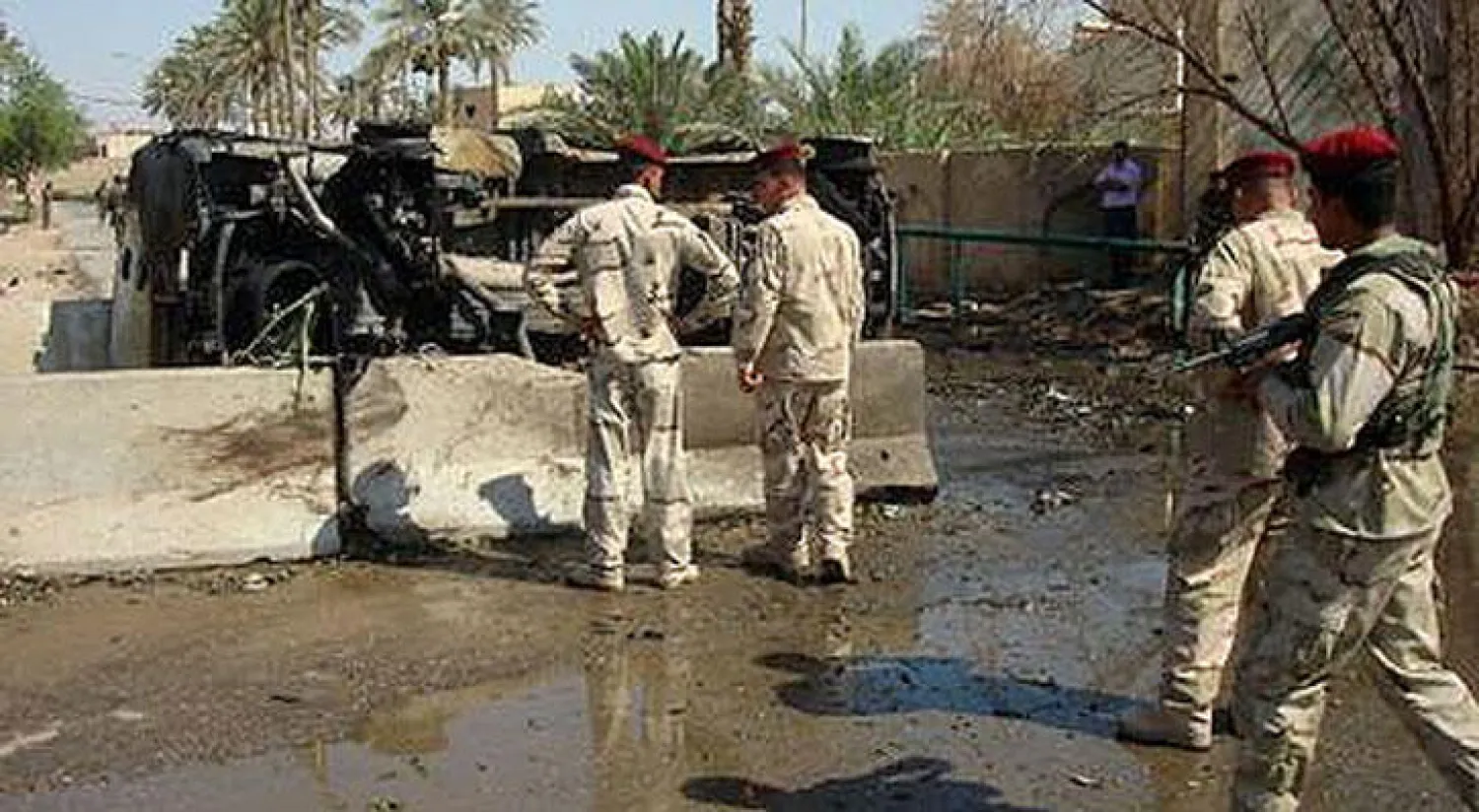 مقتل 25 شخصا في شمال وجنوب العراق بتفجير سيارتين مفخختين