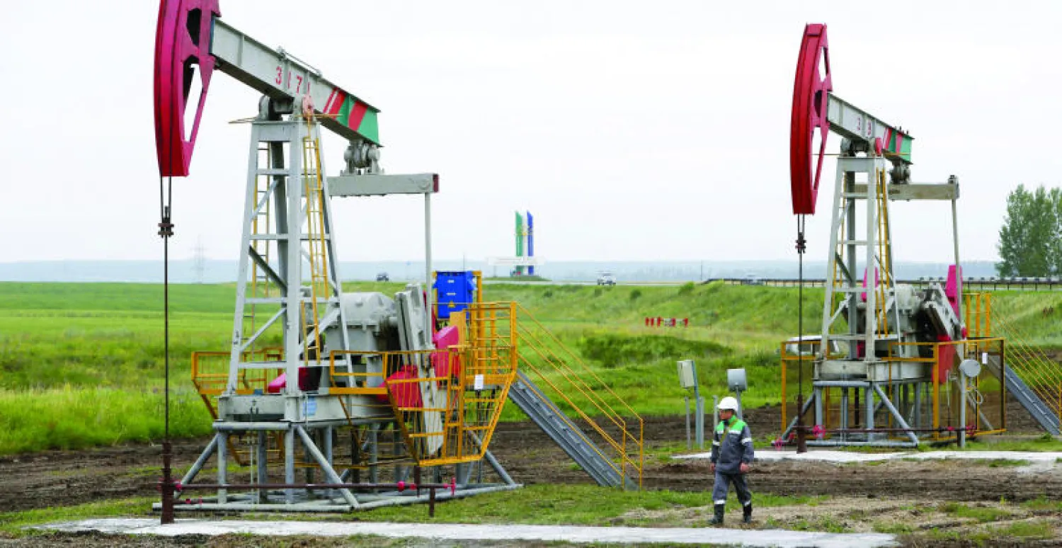 تشاور سعودي ـ روسي حول الطلب على النفط وفائض المعروض قبل اجتماع نوفمبر