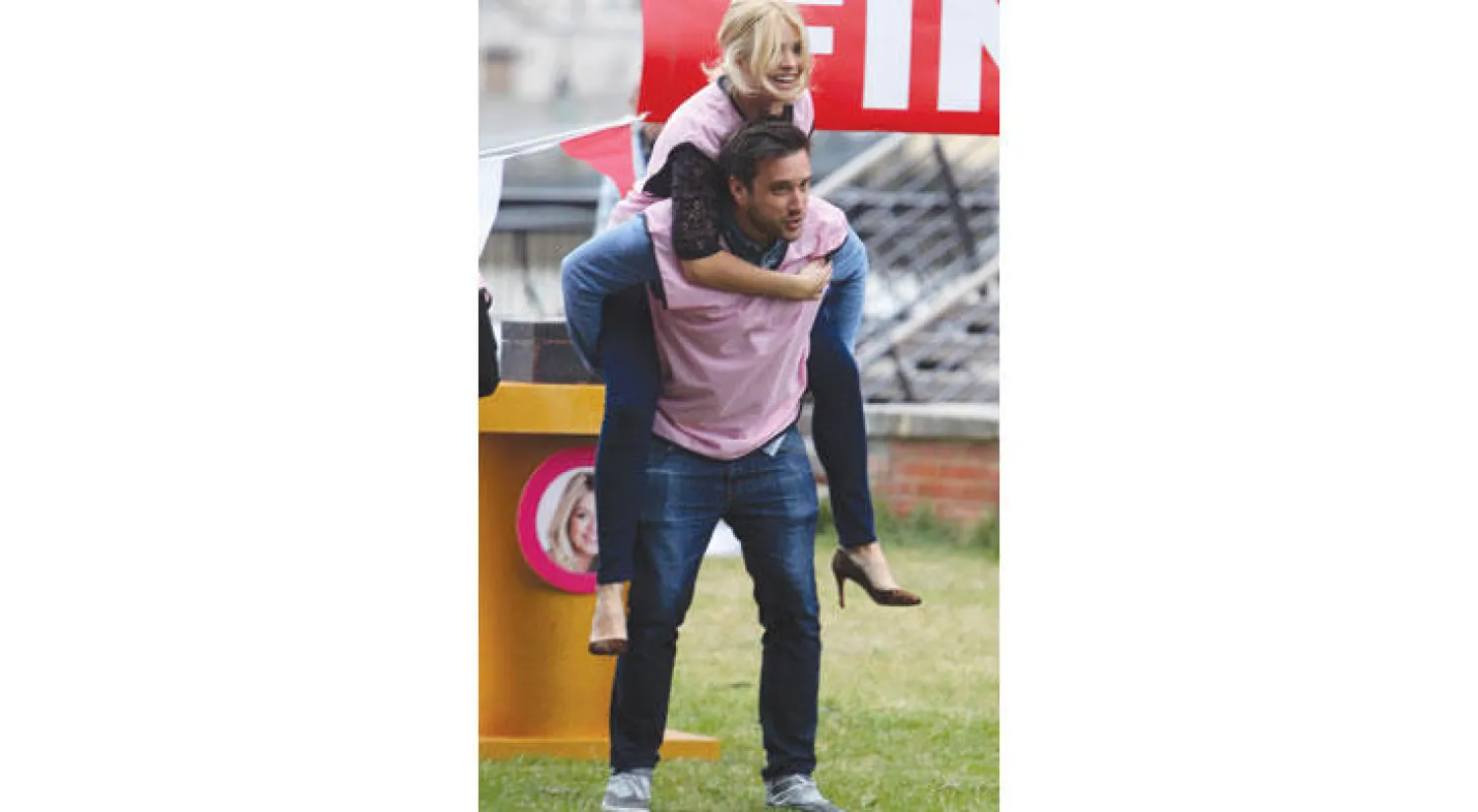 مسابقة لحمل الزوجات