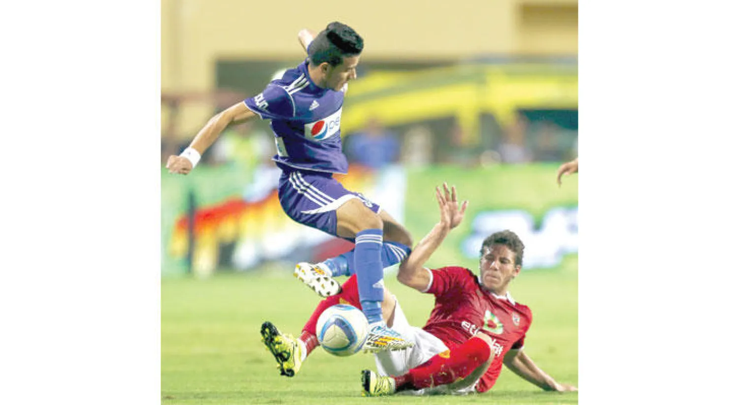 لقطة من مباراة الزمالك والأهلي في نهائي كأس مصر (رويترز)