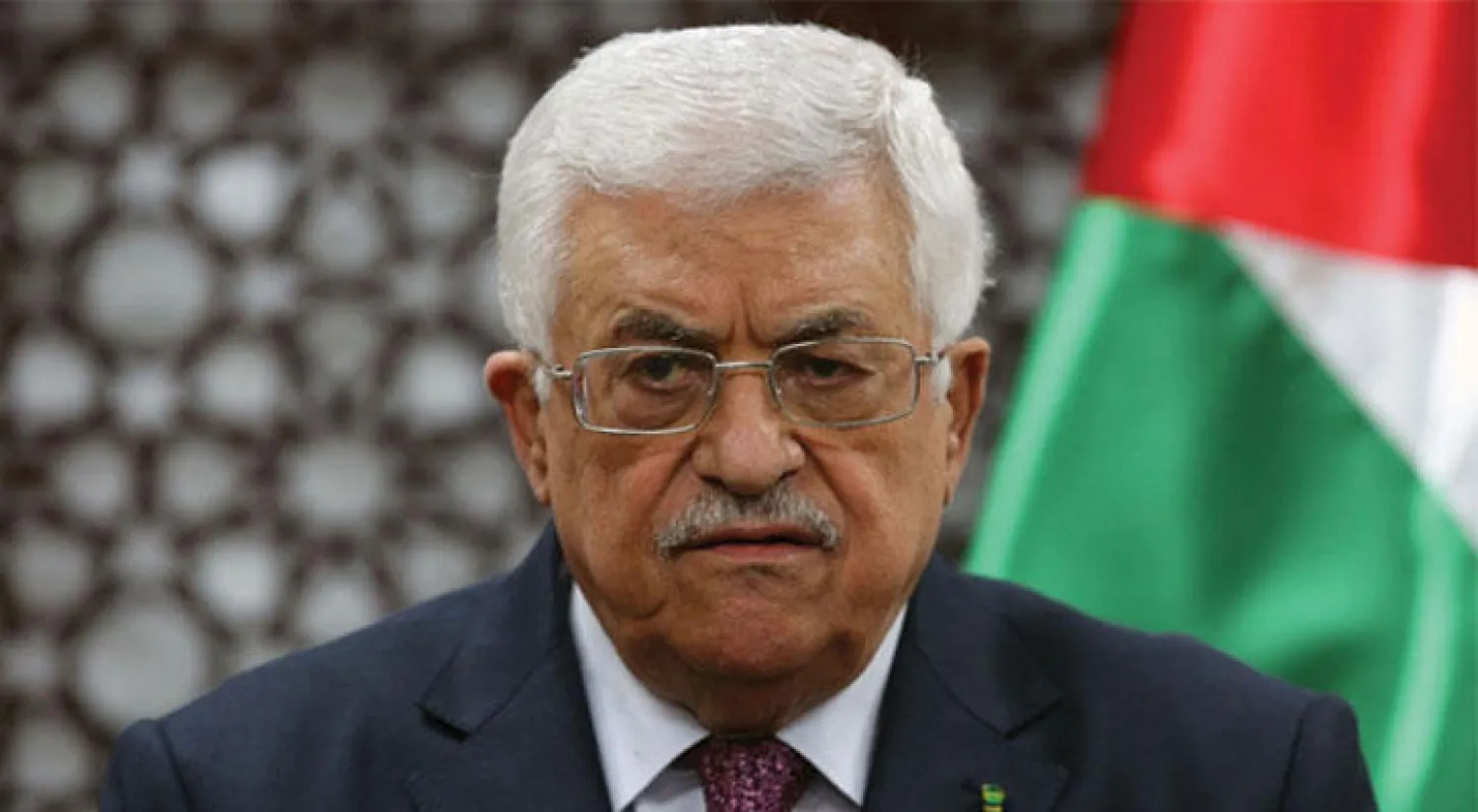 سياسة فصل عنصري في القدس.. وعباس يحذر من حرب دينية شاملة