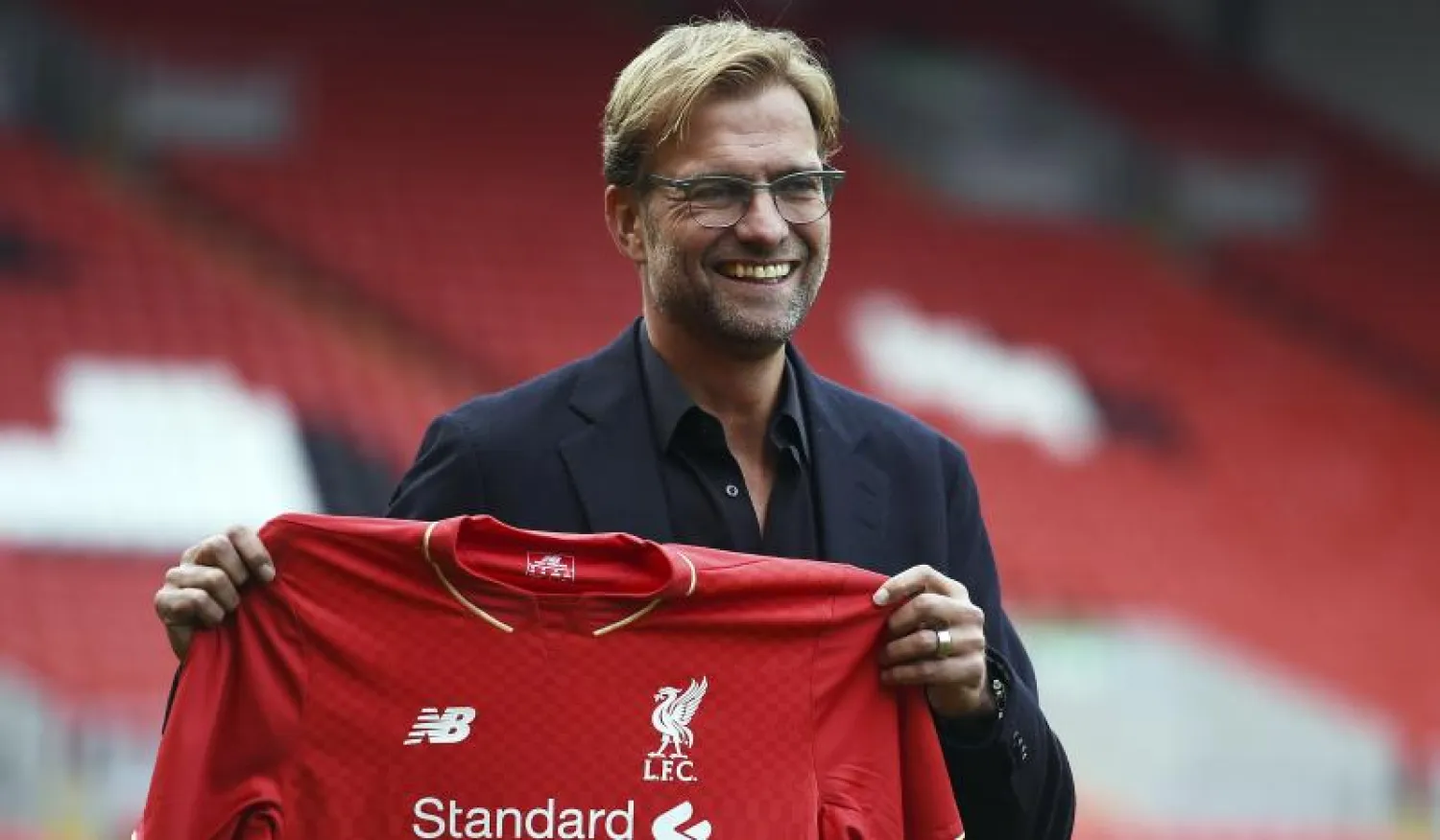 كلوب جاهز لأولى مبارياته مع ليفربول.. ويشكو ملاحقة المصورين له