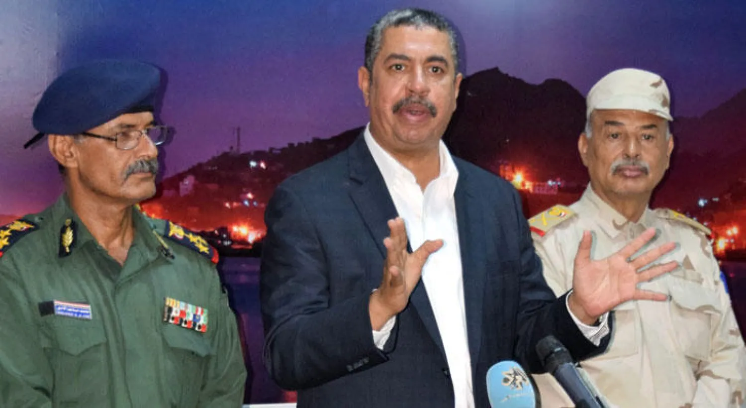 الحكومة اليمنية توافق على عقد جولة من المفاوضات مع المتمردين وقوات صالح برعاية أممية