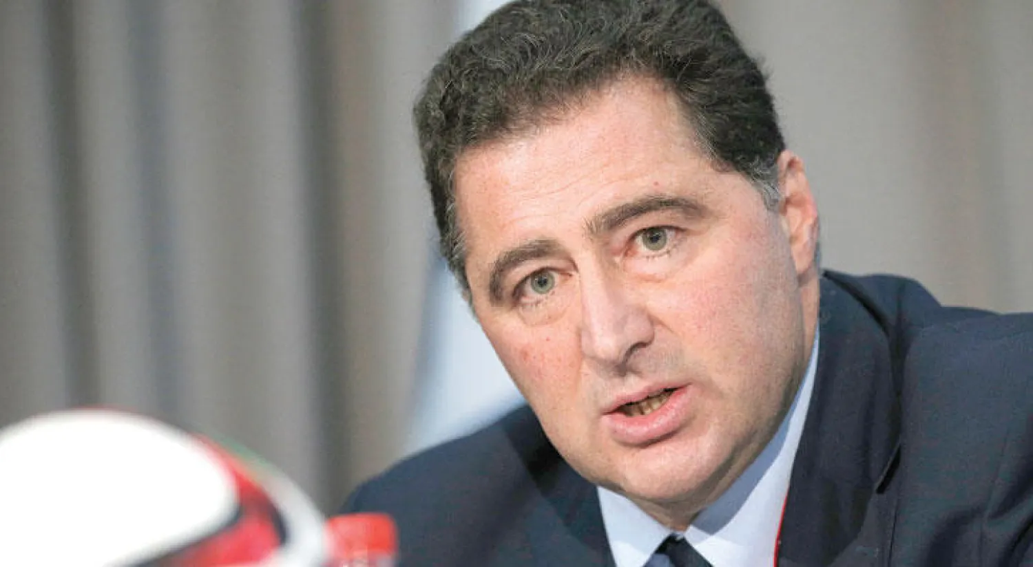 تصريحات سكالا تكاد توصد أبواب الفيفا أمام بلاتيني (أ.ب)