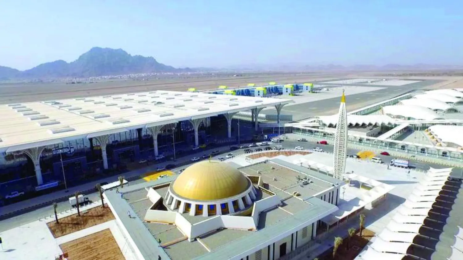 المطارات الداخلية سجلت نموًا في معدلات رحلات الطيران وأعداد الركاب إذ بلغ العدد الإجمالي للركاب 6.6 مليون حتى نهاية شهر يونيو من العام الجاري («الشرق الأوسط»)