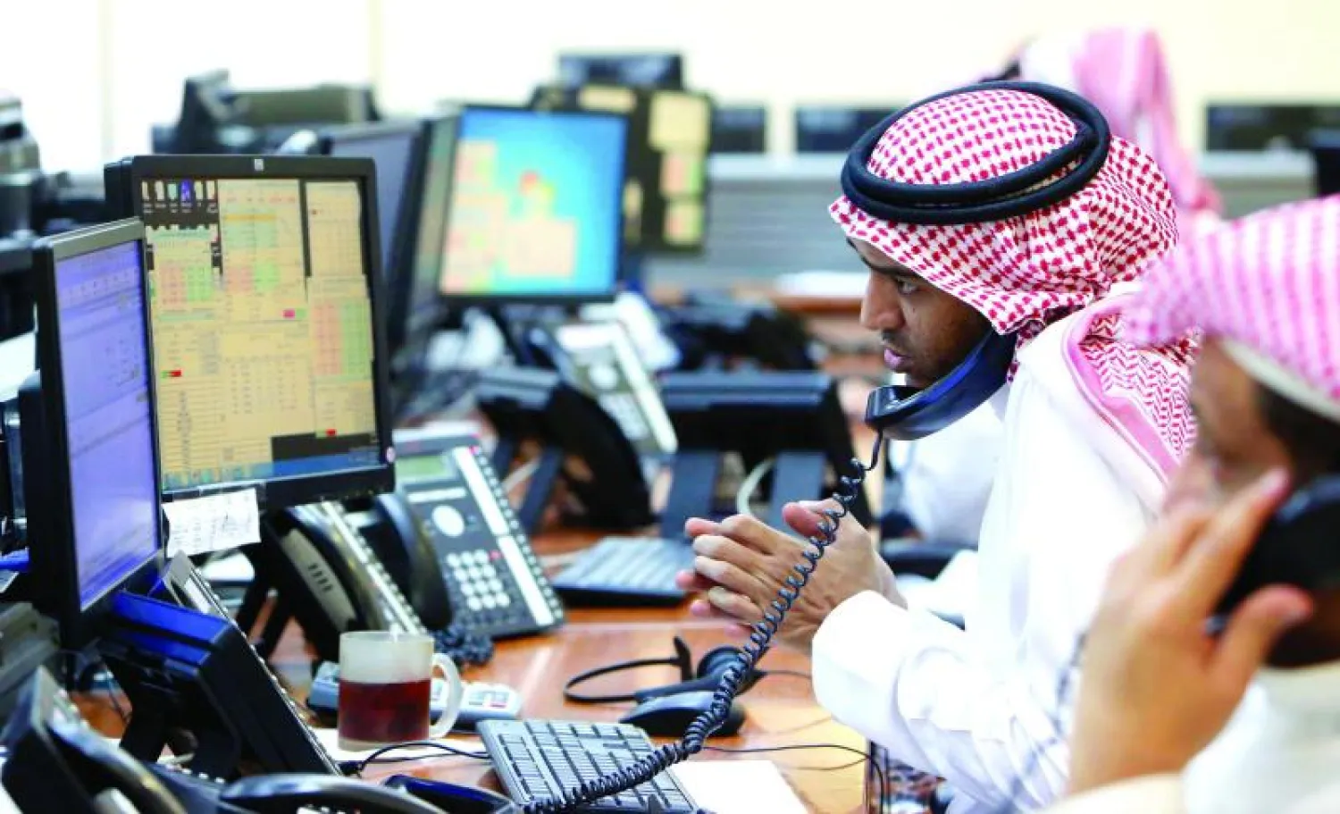 الأسهم السعودية أنهت تعاملات الأسبوع على تراجع («الشرق الأوسط»)