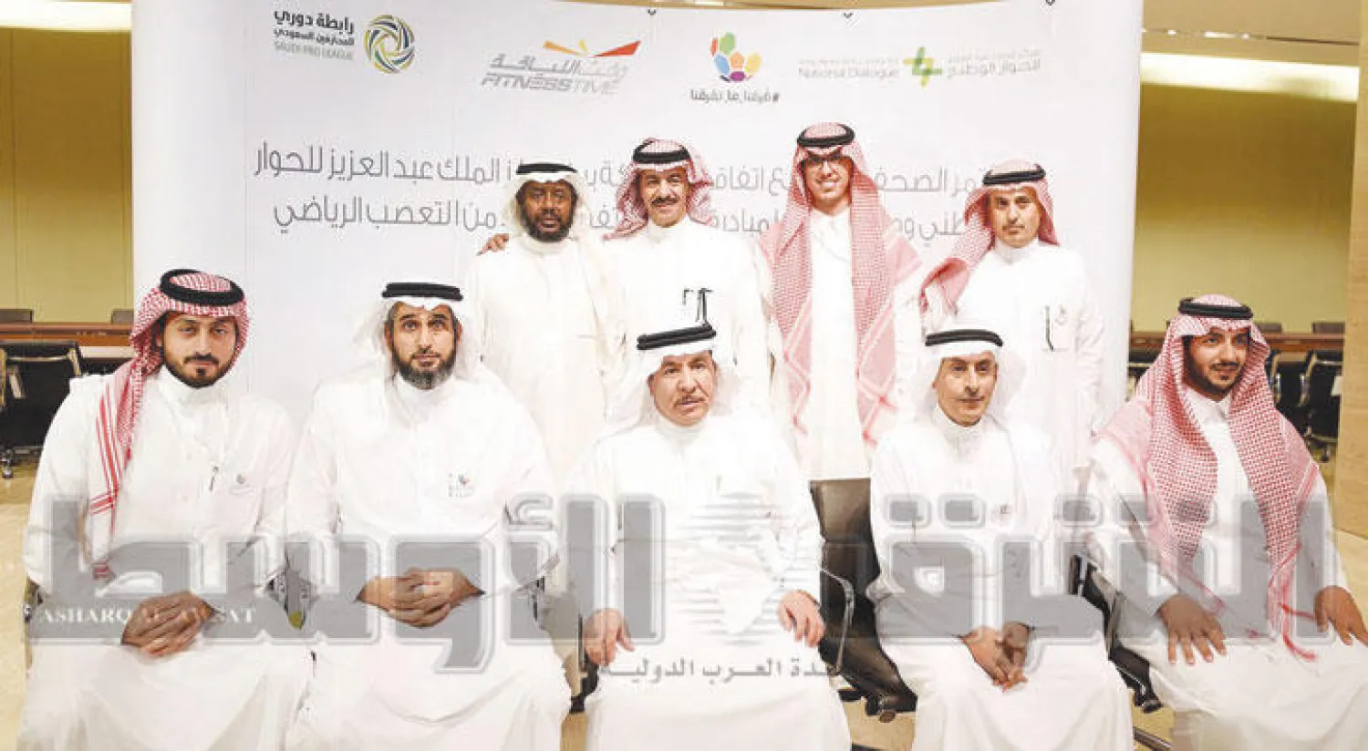 مبادرة «فرقنا ما تفرقنا» شهدت حضور نجوم سابقين في كرة القدم (تصوير: خالد الخميس)