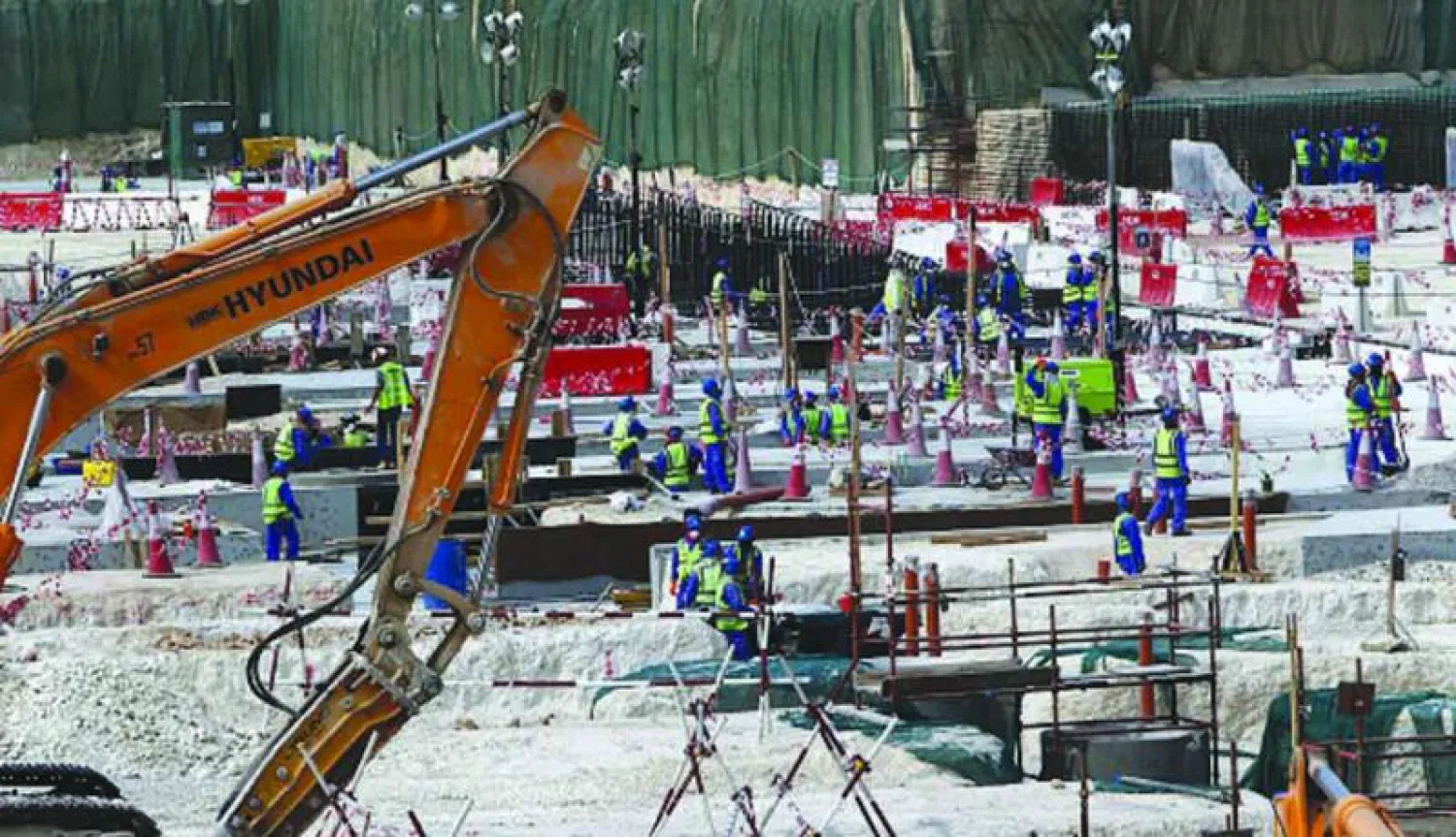 التعاون السعودي القطري سيمكن اقتصاد البلدين من استيعاب القدرات الشبابية وخلق وظائف (غيتي)