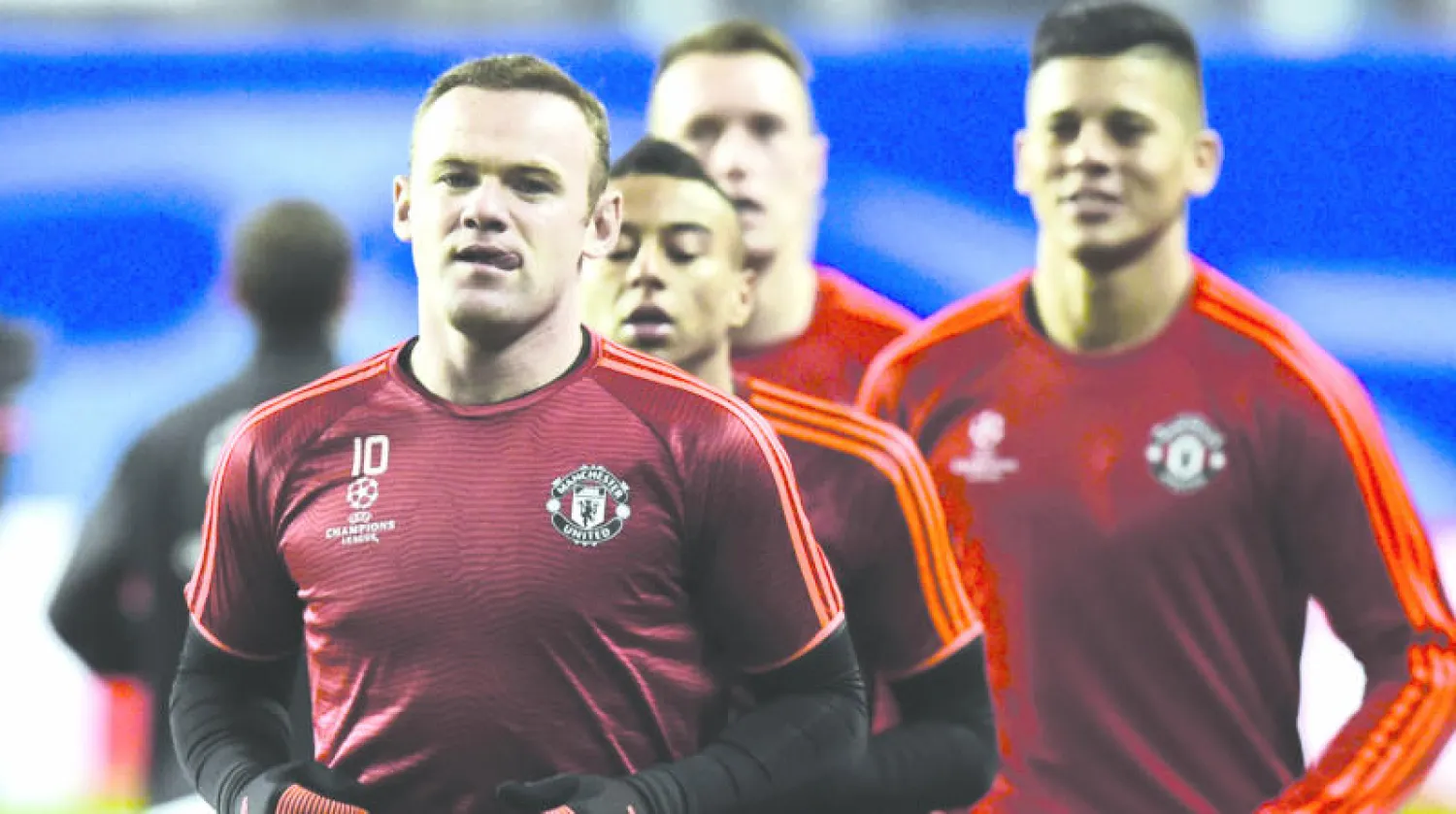 روني يتقدم تدريبات مانشستر يونايتد وسط انتقادات واسعة لمستواه (أ.ف.ب)