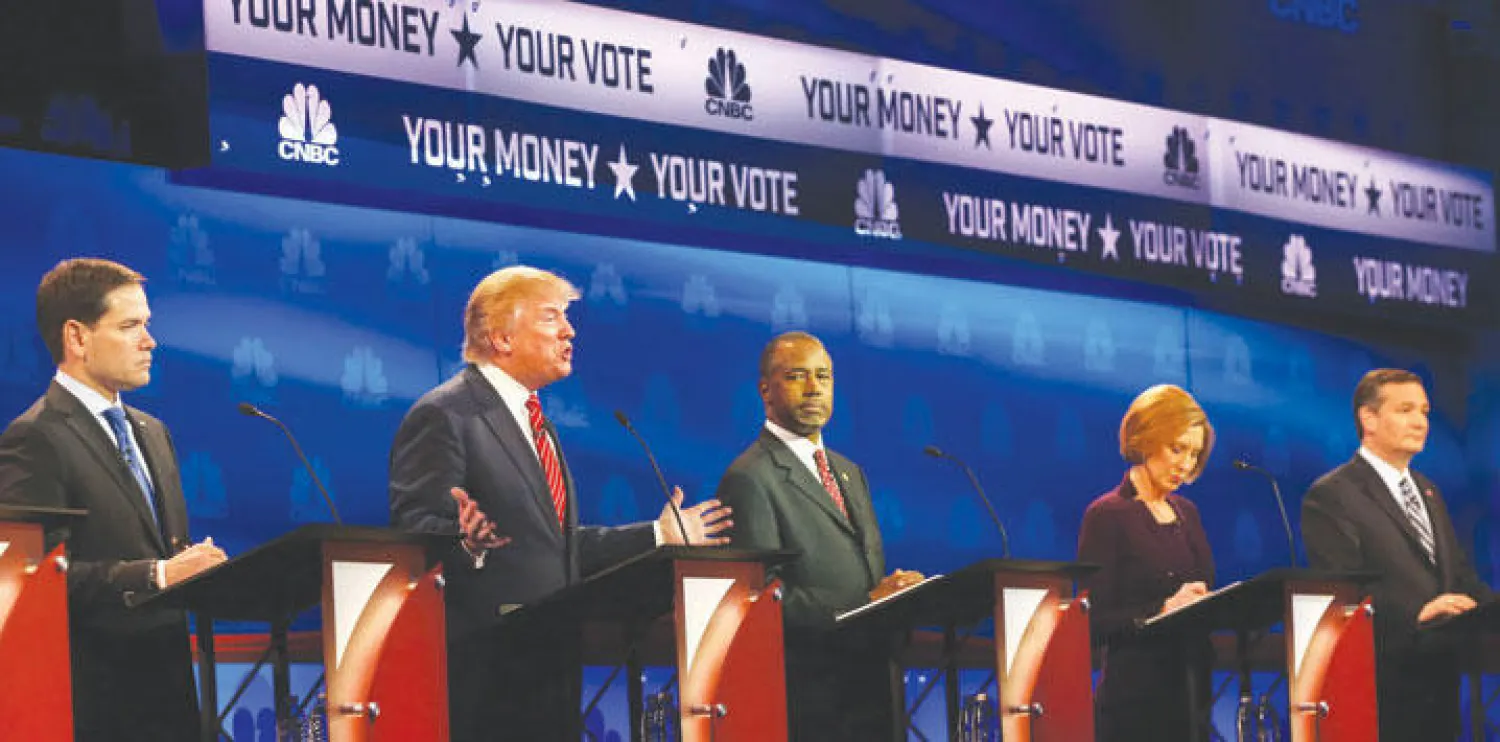 مرشحو الحزب الجمهوري للانتخابات الرئاسية خلال المناظرة الثالثة التي استضافتها جامعة ولاية كولورادو ليلة أول من أمس (أ.ف.ب)