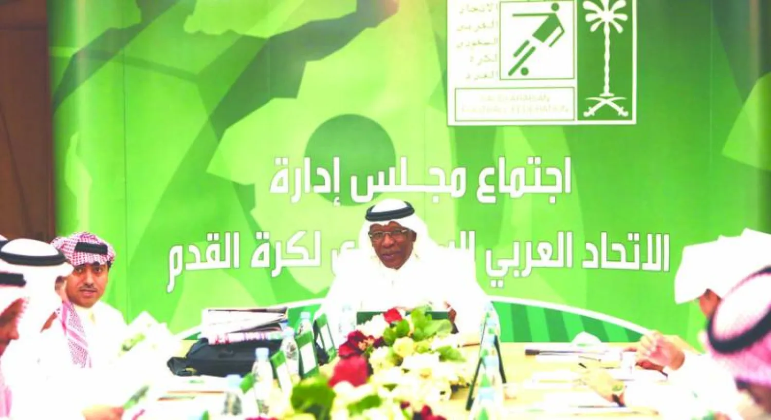 اتحاد الكرة يراهن على مصادر دخله المالية لإنجاح مهمته (تصوير: سعد الدوسري)