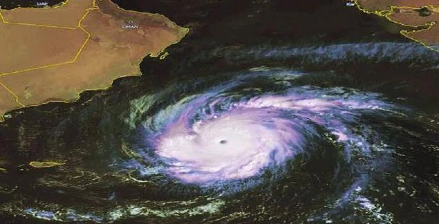 الأرصاد الجوية في السعودية تستبعد التأثير المباشر لإعصار «شابالا» على البلاد