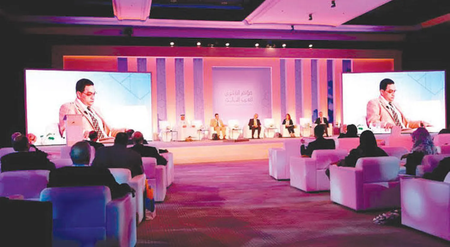 من ندوات المؤتمر