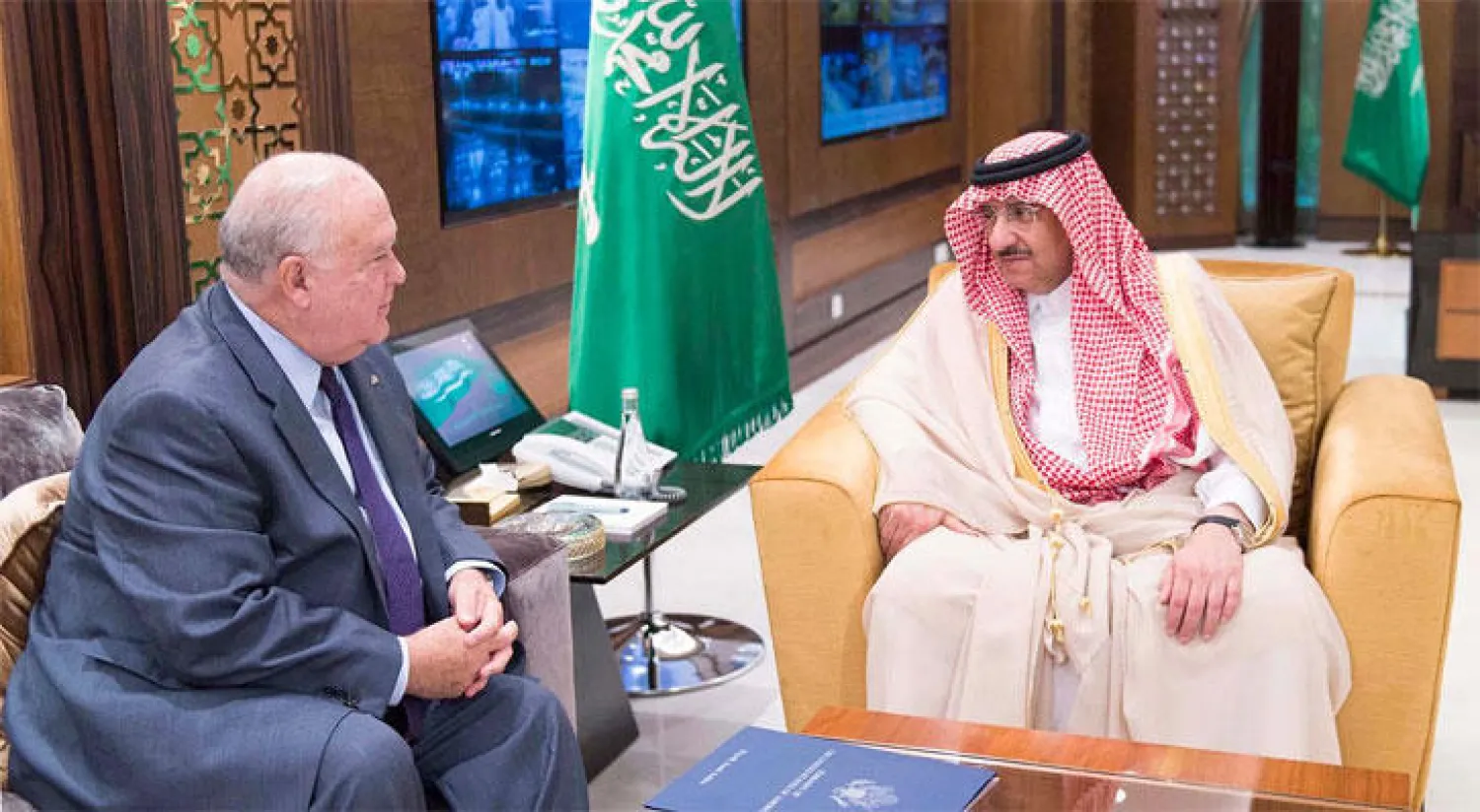 ولي العهد السعودي يستقبل السفير الأميركي ويستعرض معه أهم الموضوعات المشتركة