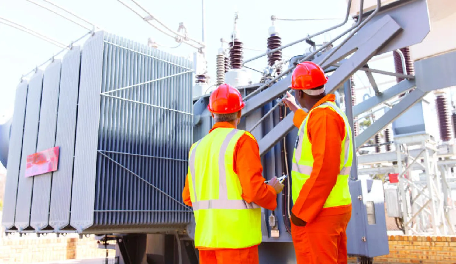 65 مليار دولار حجم عقود الطاقة الكهربائية بمنطقة الشرق الأوسط وشمال أفريقيا