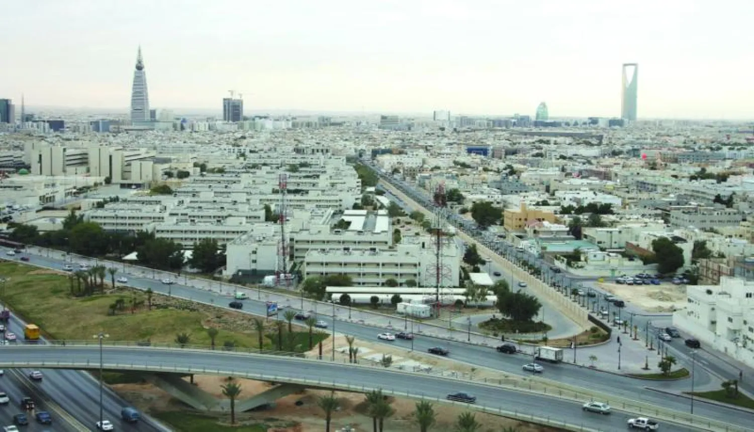 تأجير المحال التجارية في السعودية يشهد ارتفاعا سعريا غير مسبوق