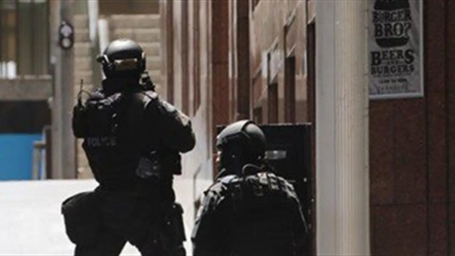 السلطات الأسترالية تستعيد السيطرة على مركز للاجئين بعد اندلاع أعمال شغب فيه