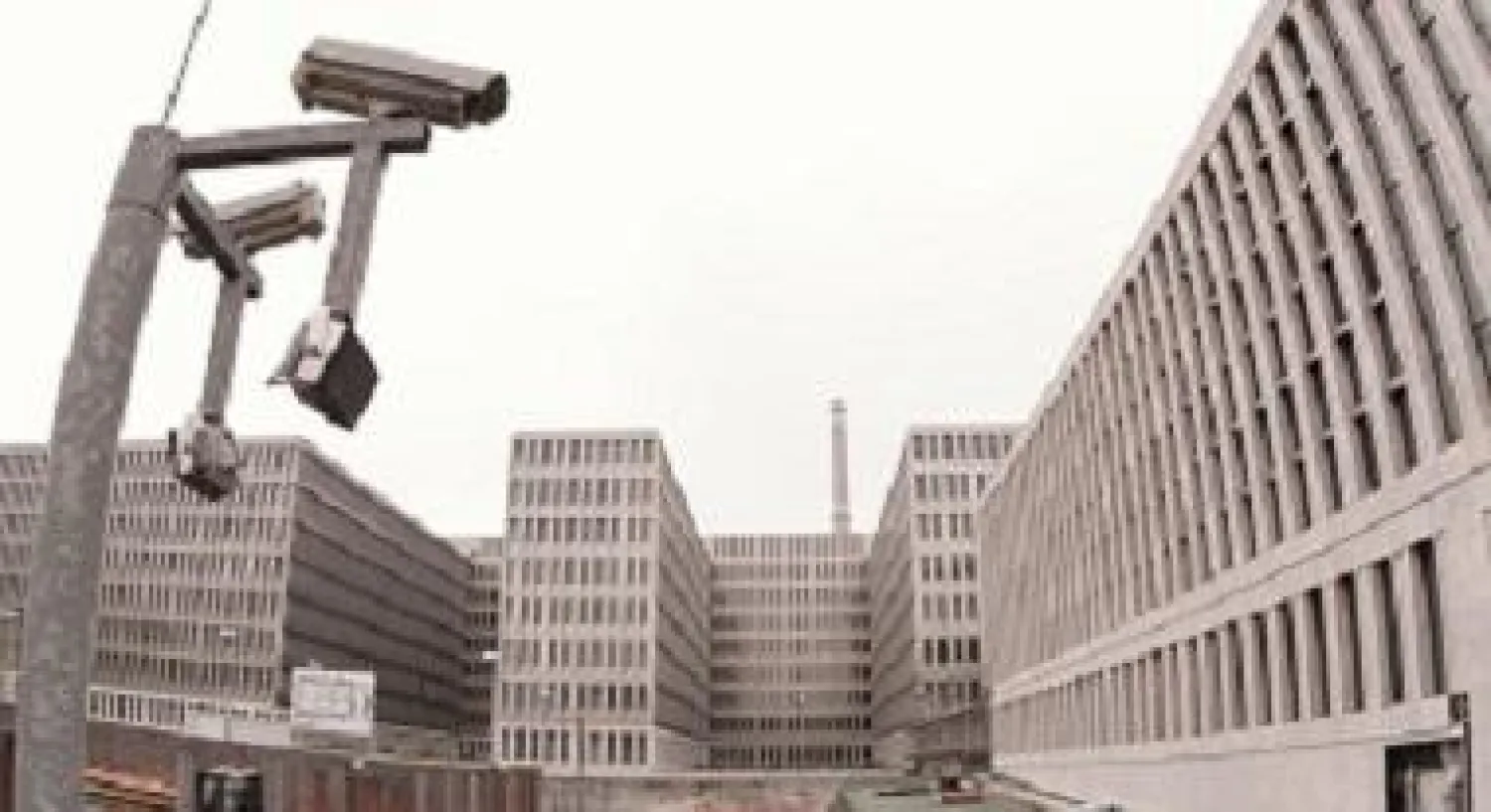 فضائح التجسس تعود لواجهة العلاقات الألمانية - الفرنسية