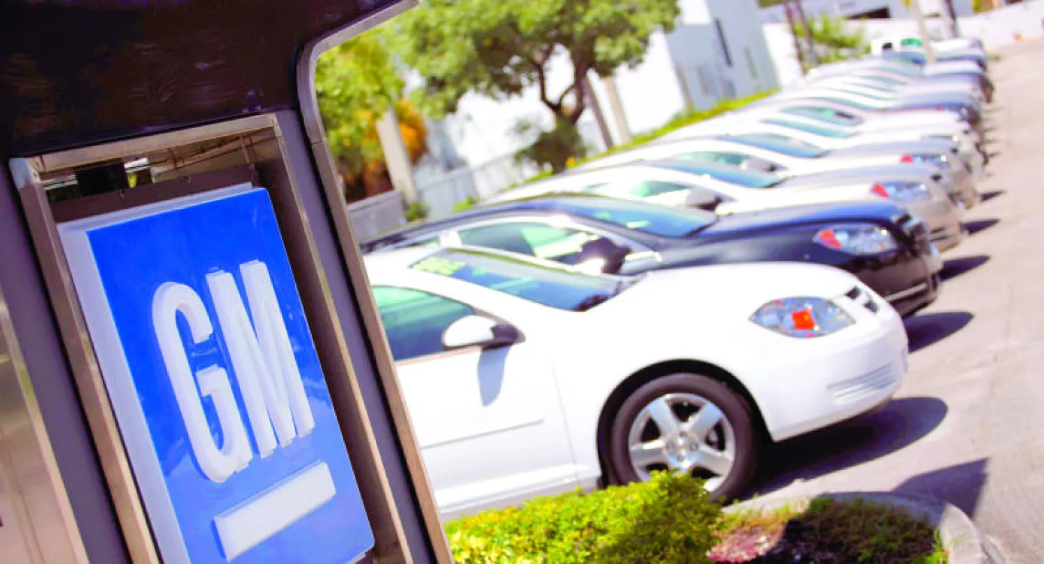 الطرازات الجديدة من السيارات التي أطلقتها الشركة تجعل «جنرال موتورز» تتجه نحو مستقبل زاهر،.. وفي الاطار مايكل ديفرو («الشرق الأوسط»)