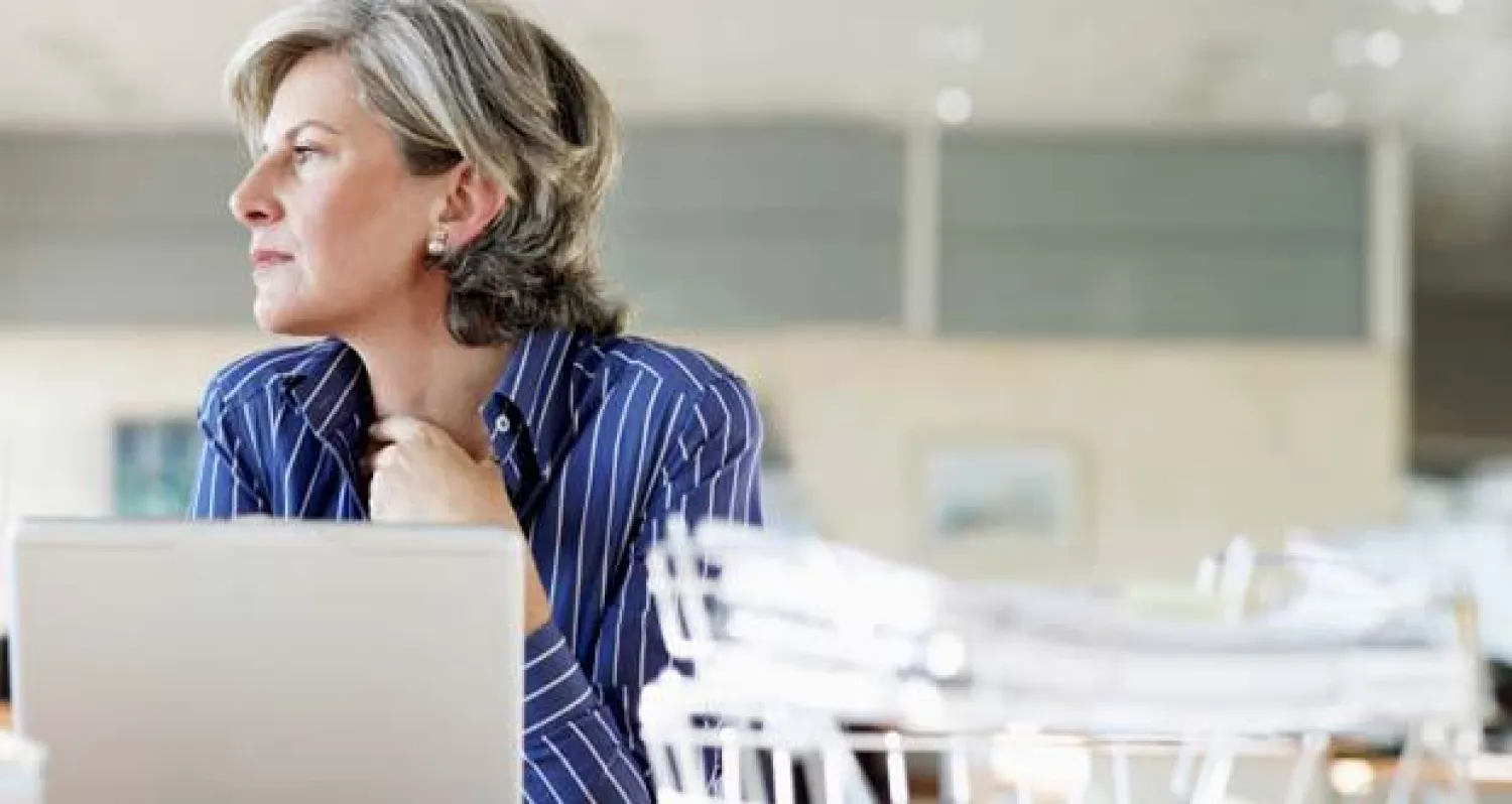 العمل يساعد على علاج سرطان الثدي